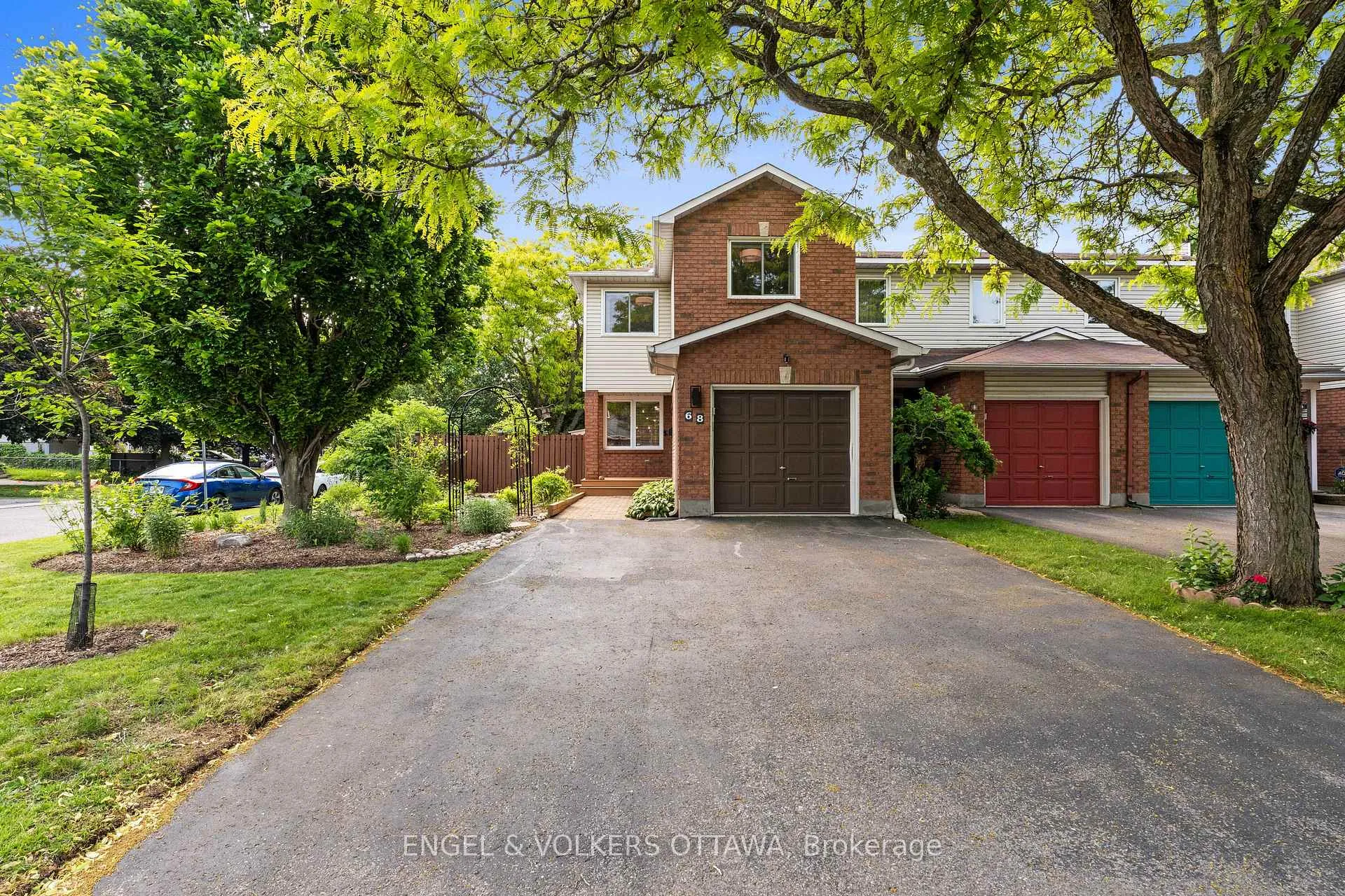 Photo 1 of 68 Thornbury Crescent, Ottawa, Centrepointe — HOMEH