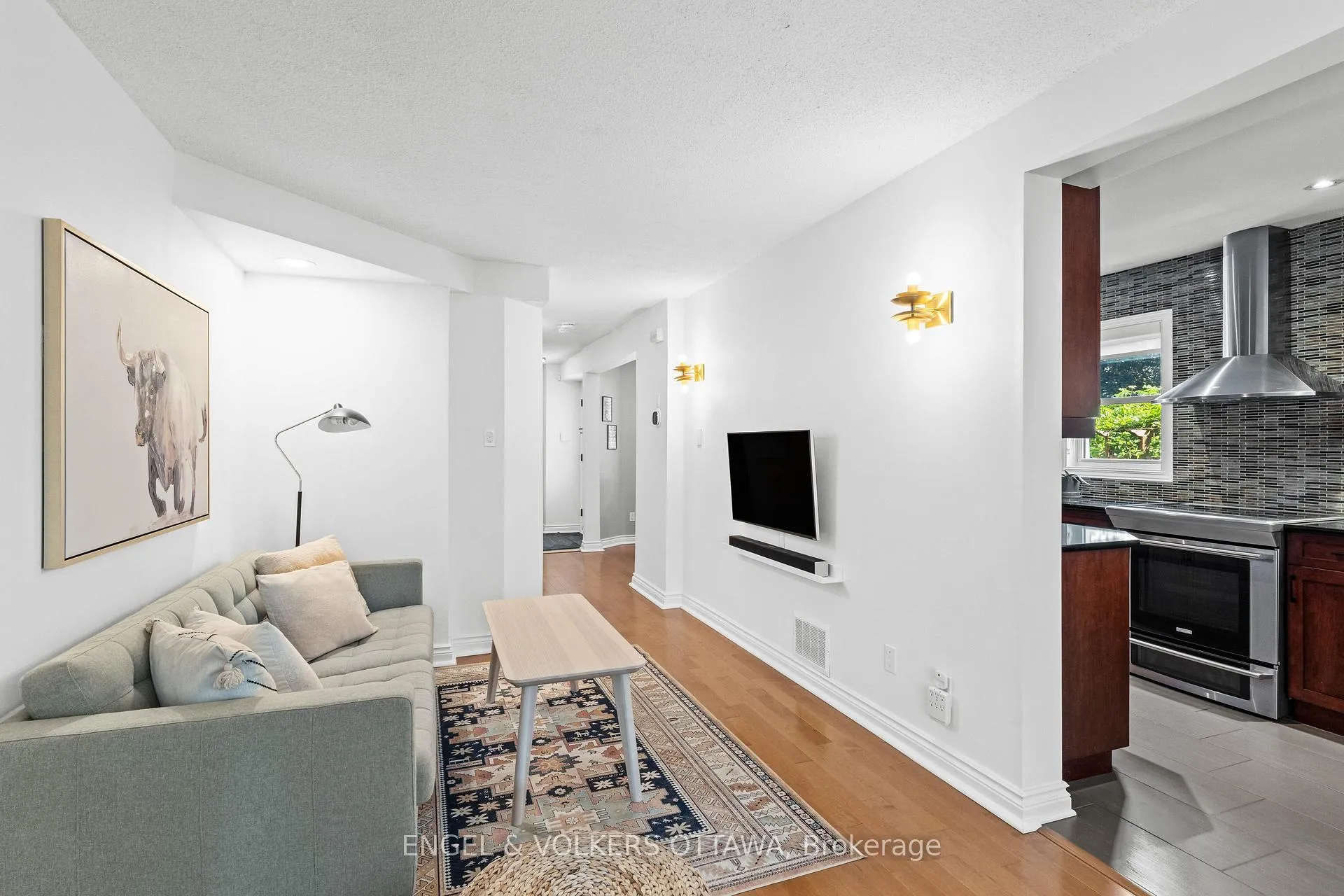 Photo 8 of 68 Thornbury Crescent, Ottawa, Centrepointe — HOMEH