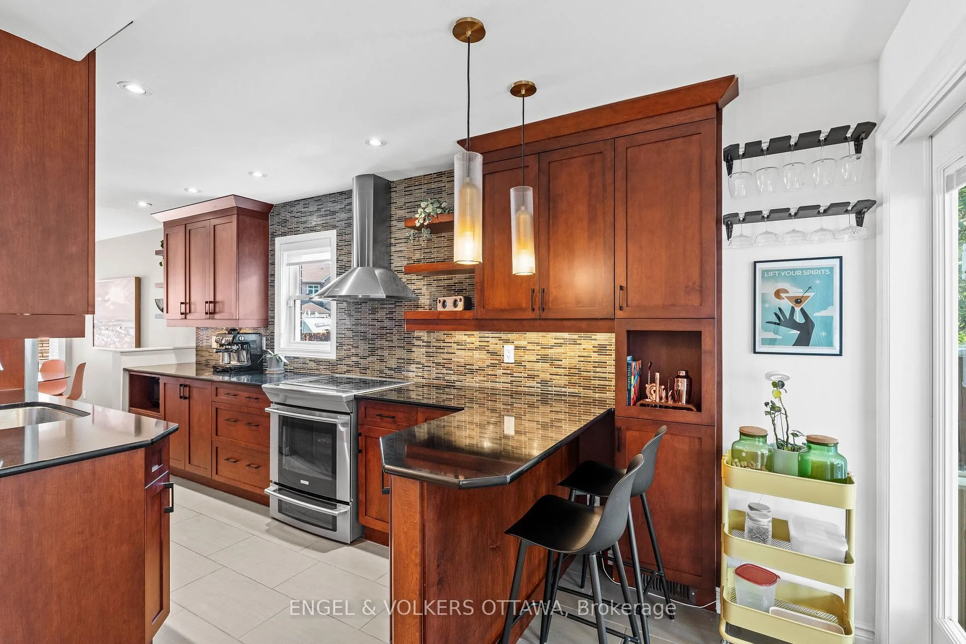 Photo 11 of 68 Thornbury Crescent, Ottawa, Centrepointe — HOMEH