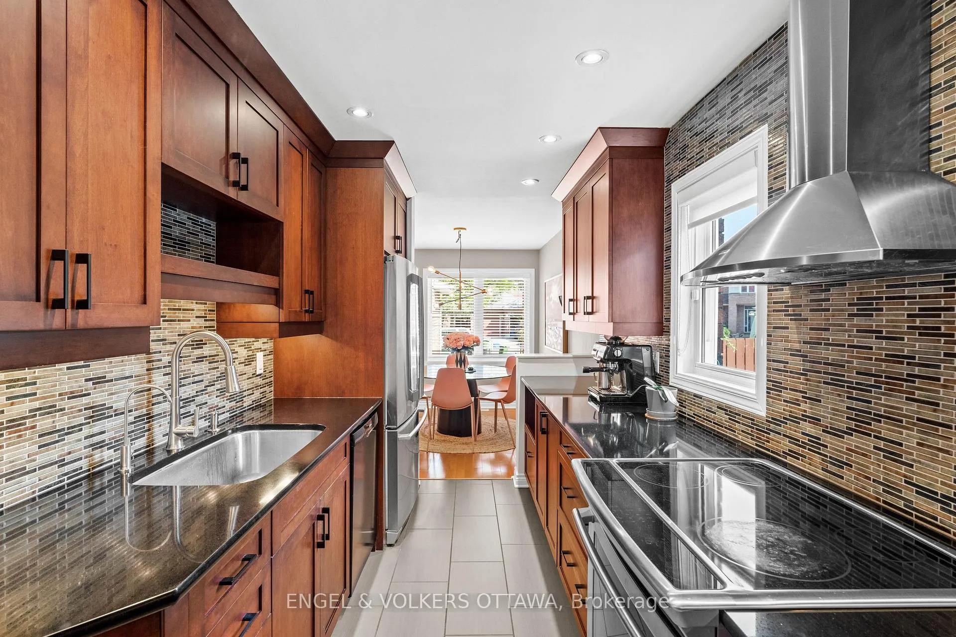 Photo 12 of 68 Thornbury Crescent, Ottawa, Centrepointe — HOMEH
