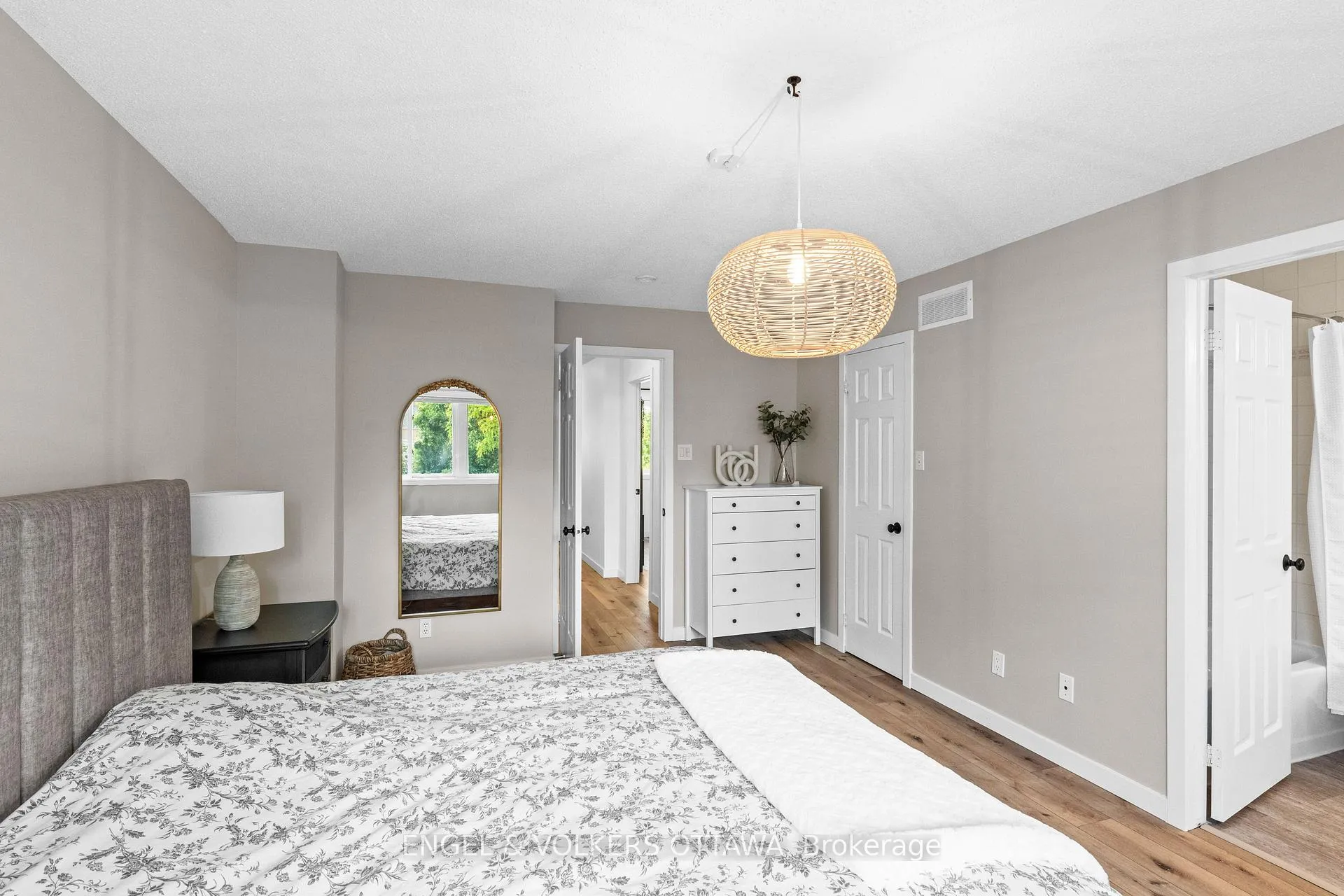 Photo 22 of 68 Thornbury Crescent, Ottawa, Centrepointe — HOMEH