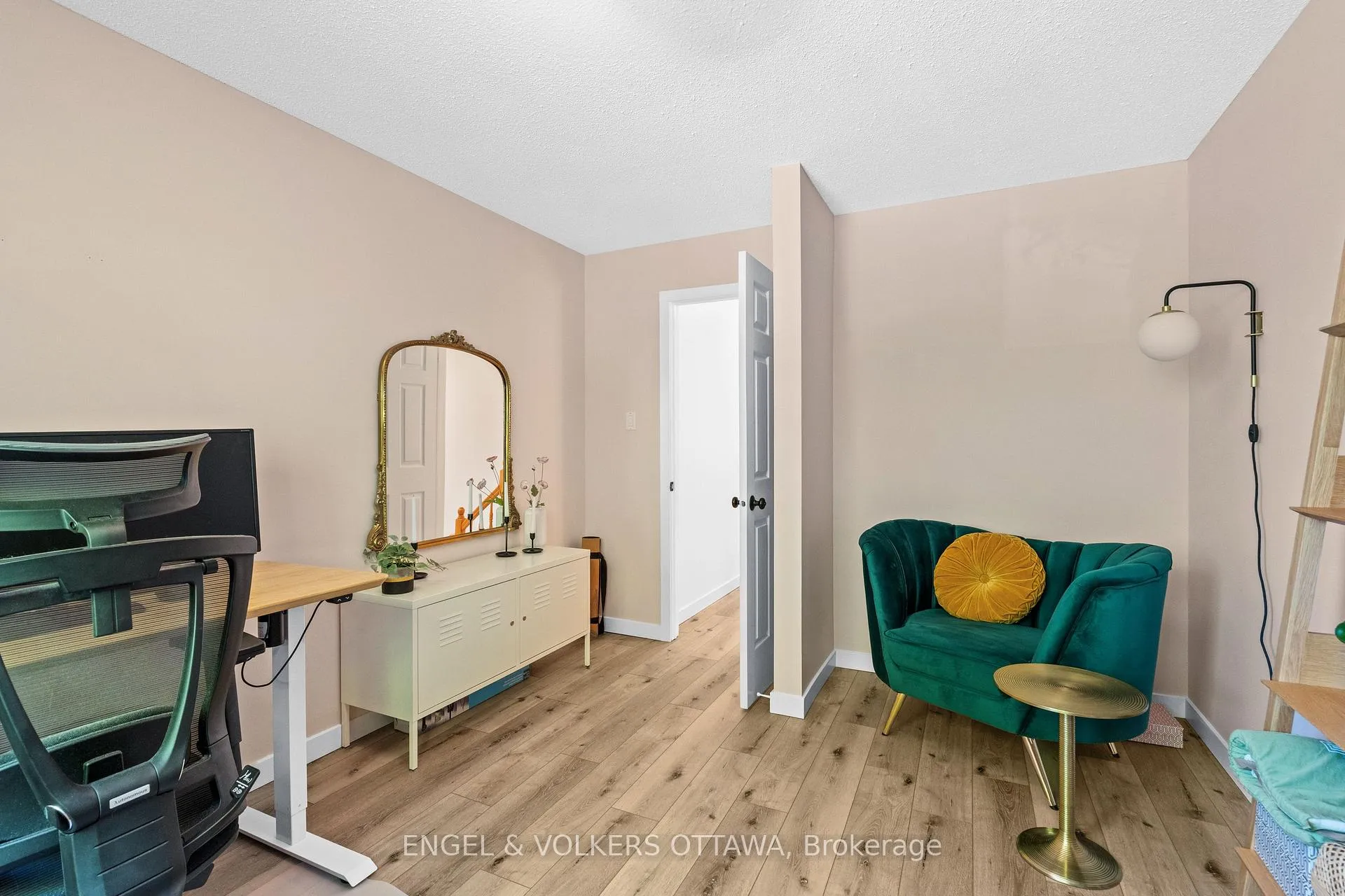 Photo 30 of 68 Thornbury Crescent, Ottawa, Centrepointe — HOMEH
