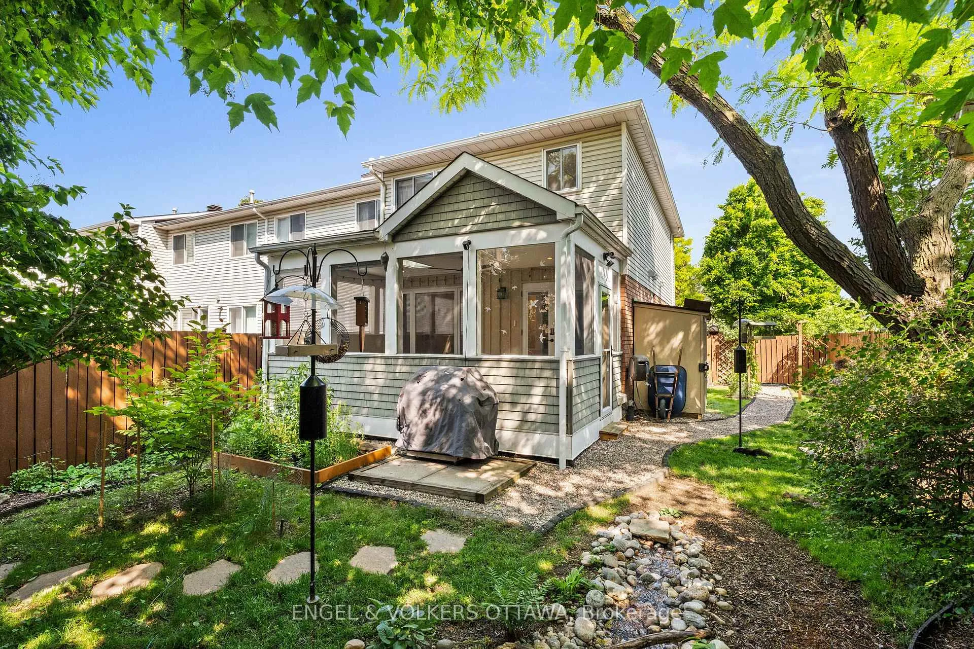 Photo 38 of 68 Thornbury Crescent, Ottawa, Centrepointe — HOMEH
