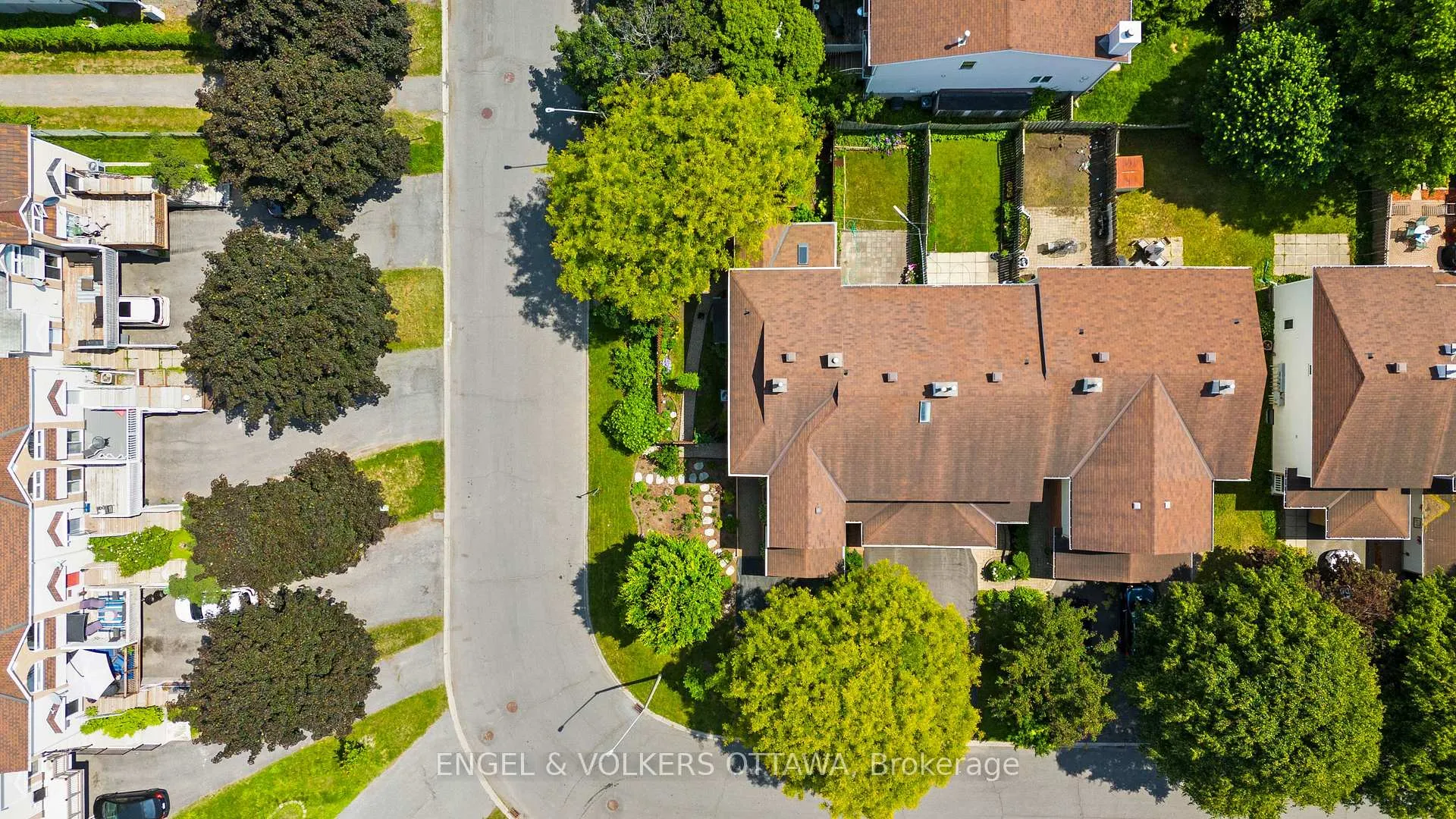 Photo 43 of 68 Thornbury Crescent, Ottawa, Centrepointe — HOMEH