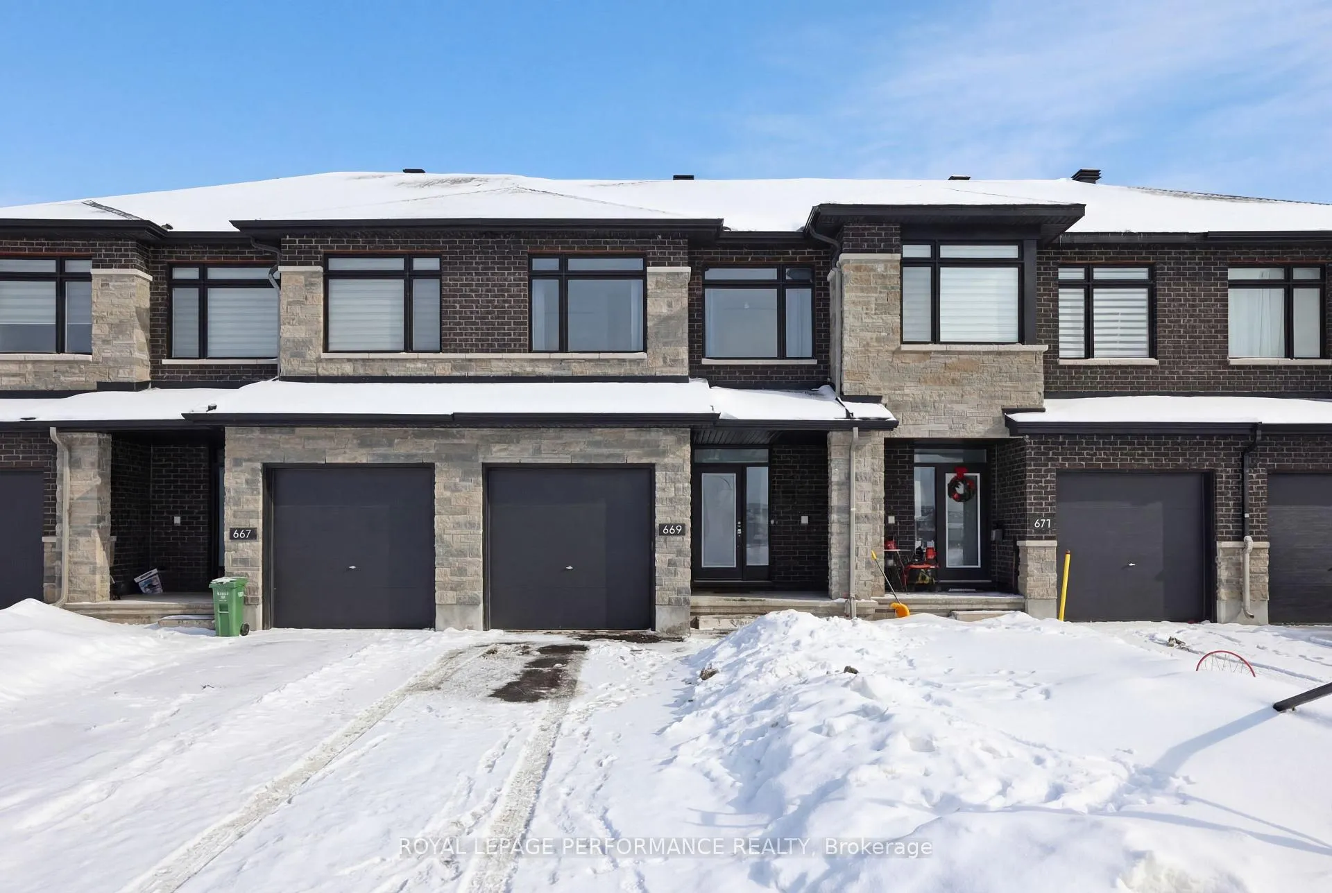 Photo 1 of 669 Cordelette Circle E, Ottawa, Mer Bleue/Bradley Estates/Anderson Park — HOMEH
