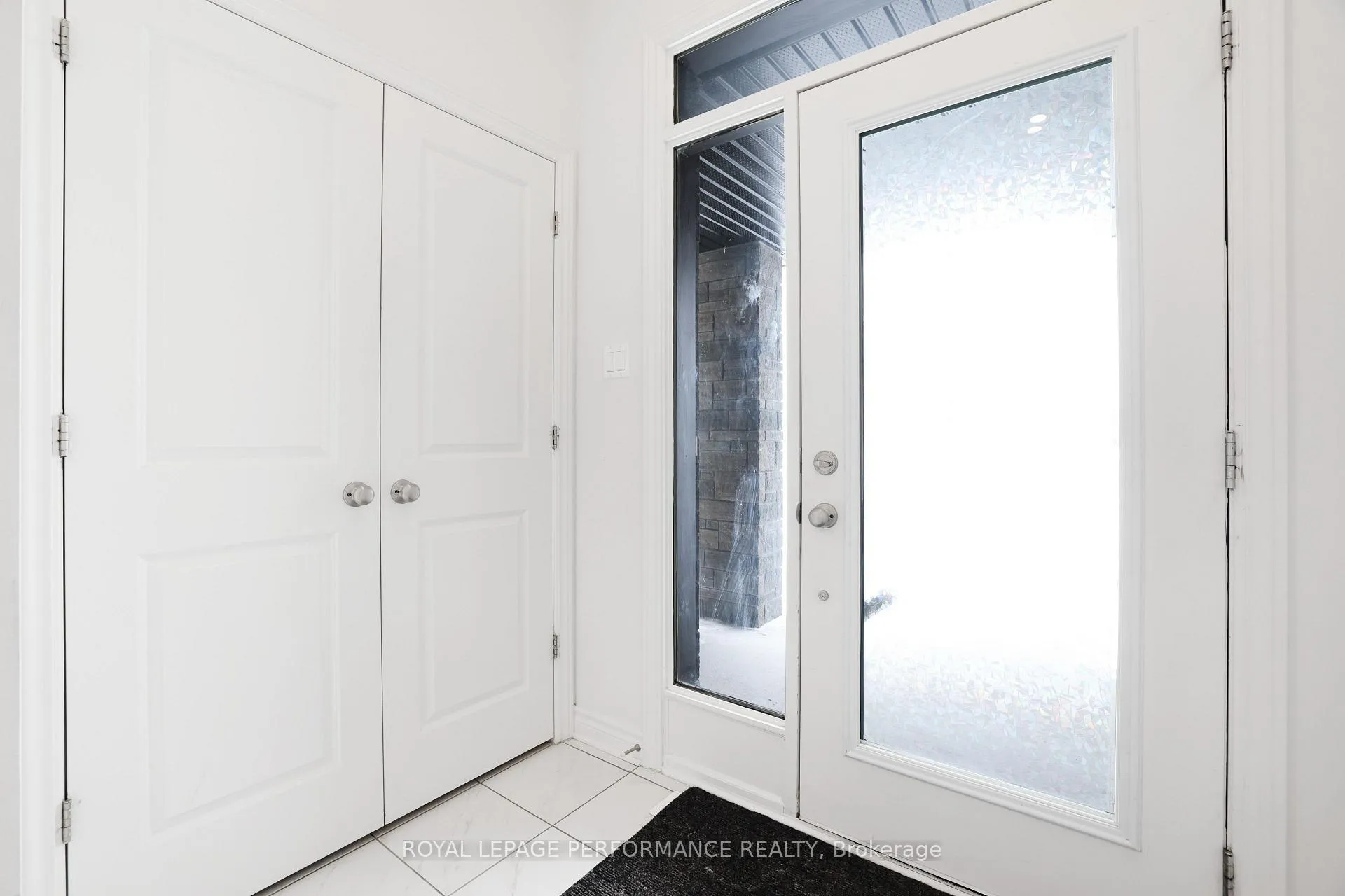 Photo 5 of 669 Cordelette Circle E, Ottawa, Mer Bleue/Bradley Estates/Anderson Park — HOMEH