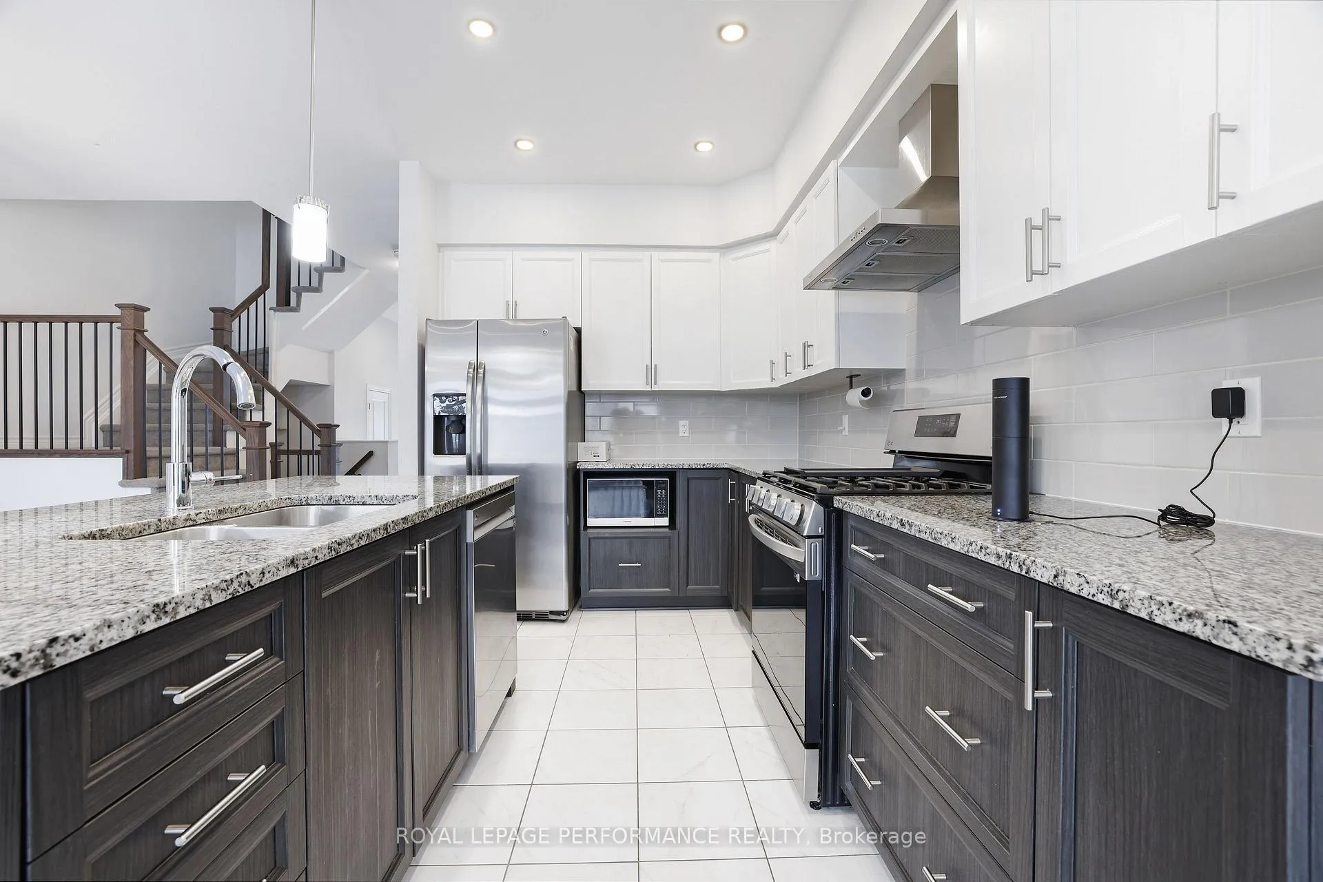 Photo 18 of 669 Cordelette Circle E, Ottawa, Mer Bleue/Bradley Estates/Anderson Park — HOMEH