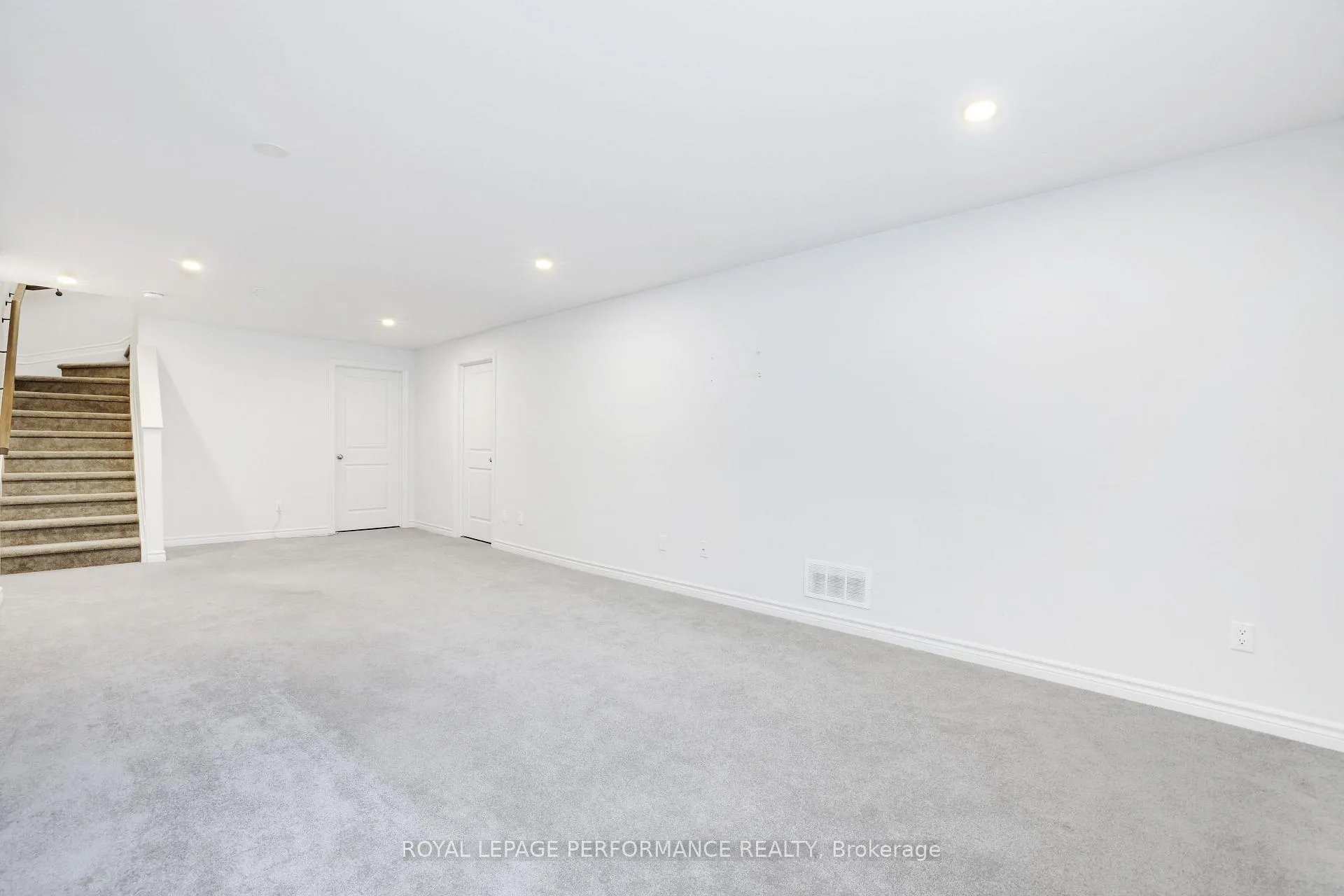 Photo 34 of 669 Cordelette Circle E, Ottawa, Mer Bleue/Bradley Estates/Anderson Park — HOMEH
