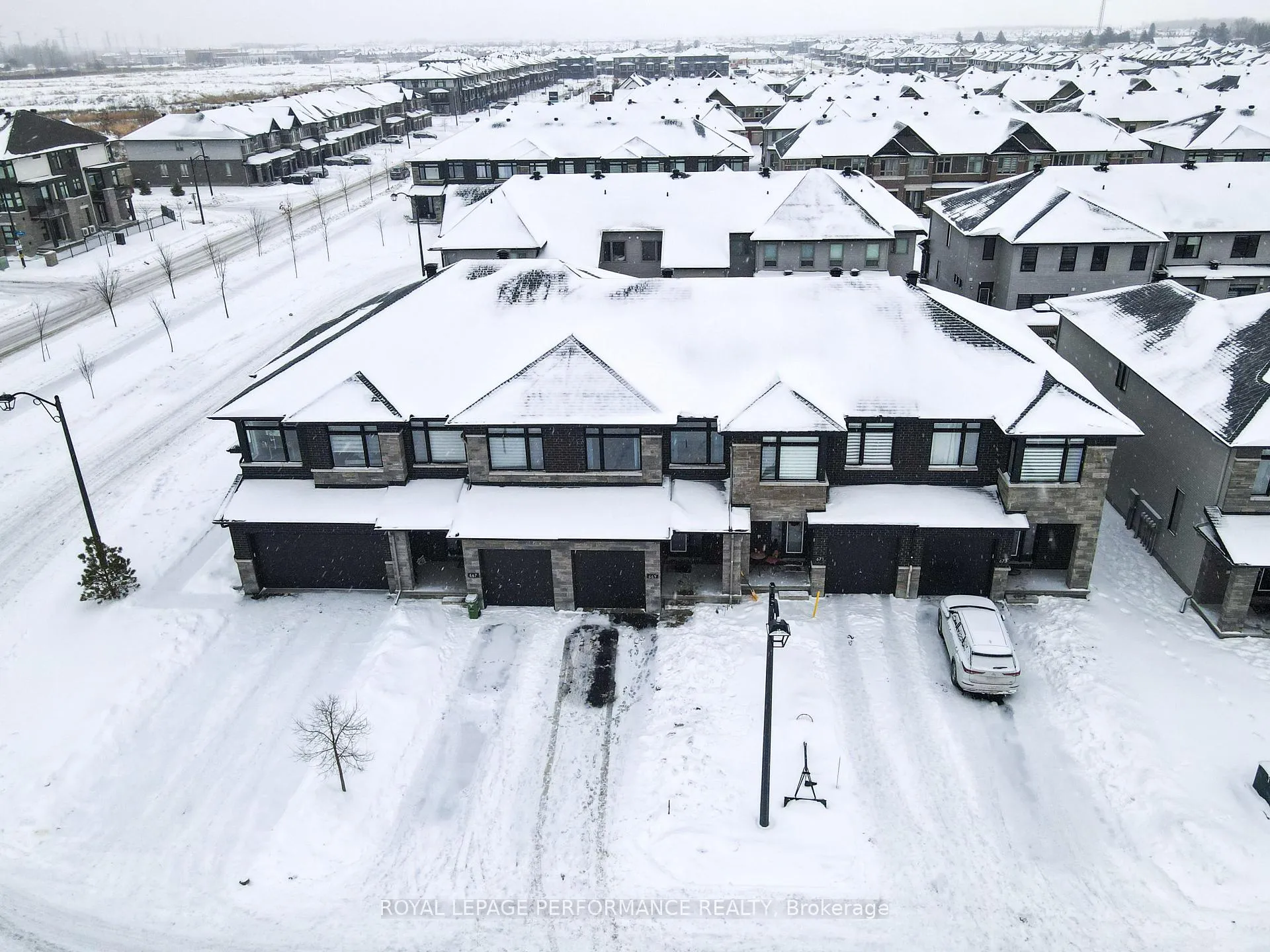 Photo 38 of 669 Cordelette Circle E, Ottawa, Mer Bleue/Bradley Estates/Anderson Park — HOMEH