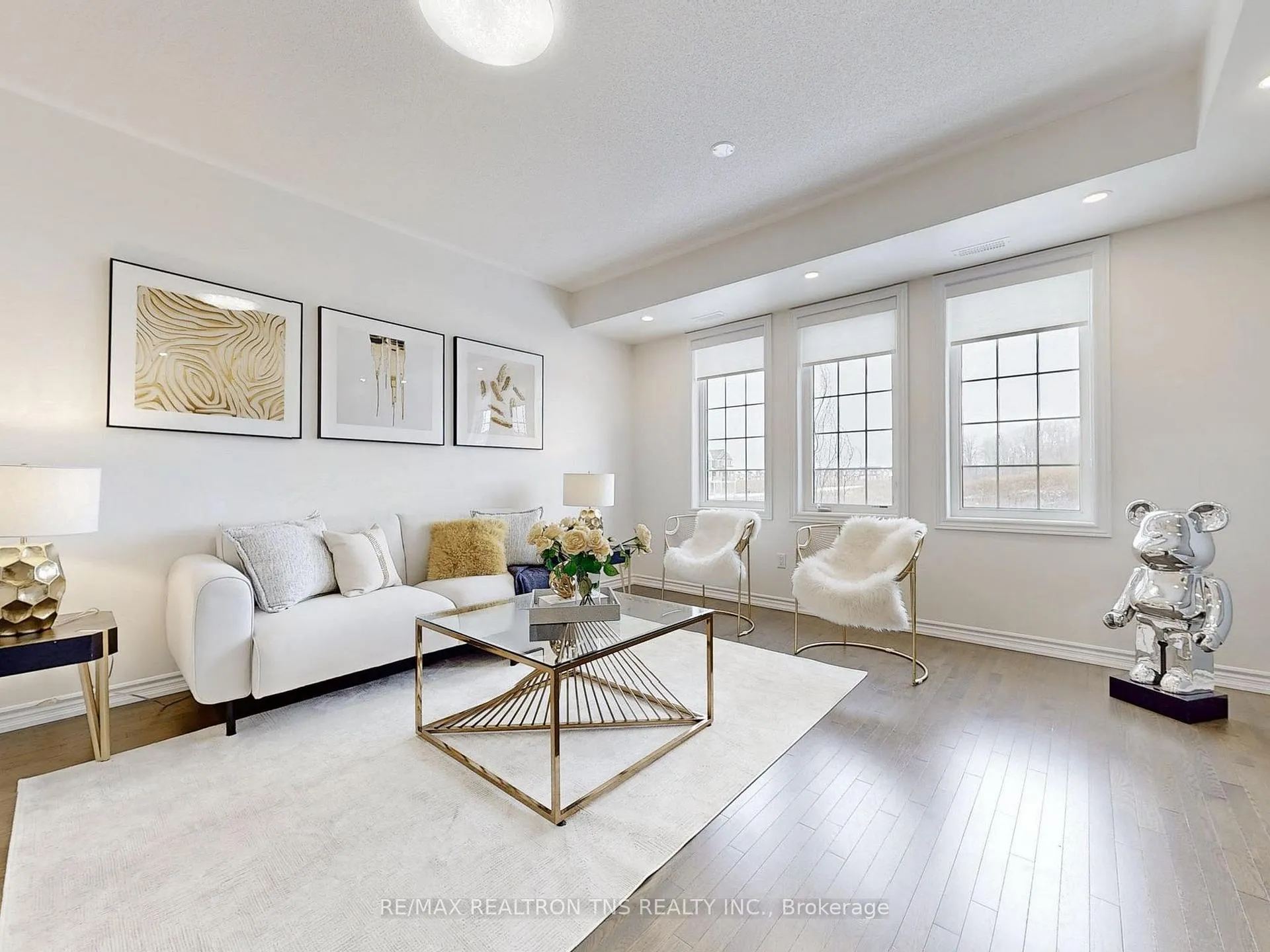 Photo 2 of 179 Rustle Woods Avenue, Markham, Cornell — HOMEH