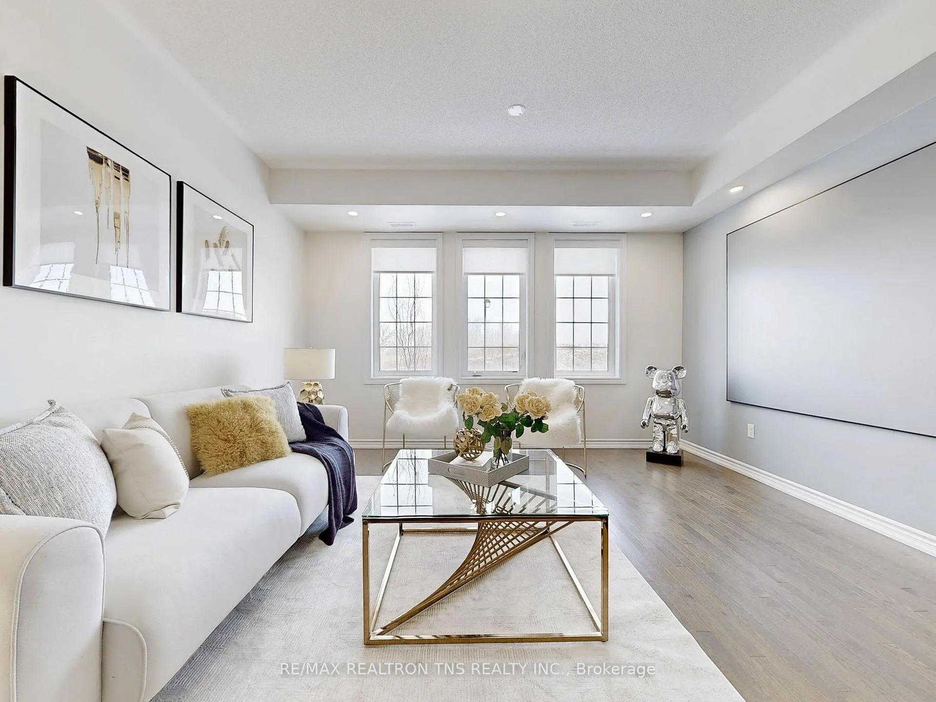 Photo 3 of 179 Rustle Woods Avenue, Markham, Cornell — HOMEH