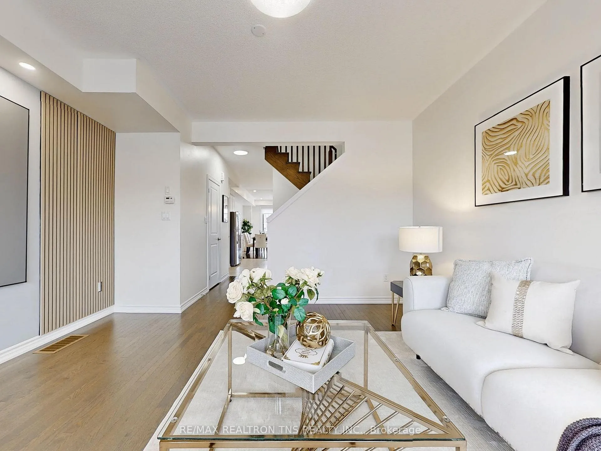 Photo 5 of 179 Rustle Woods Avenue, Markham, Cornell — HOMEH