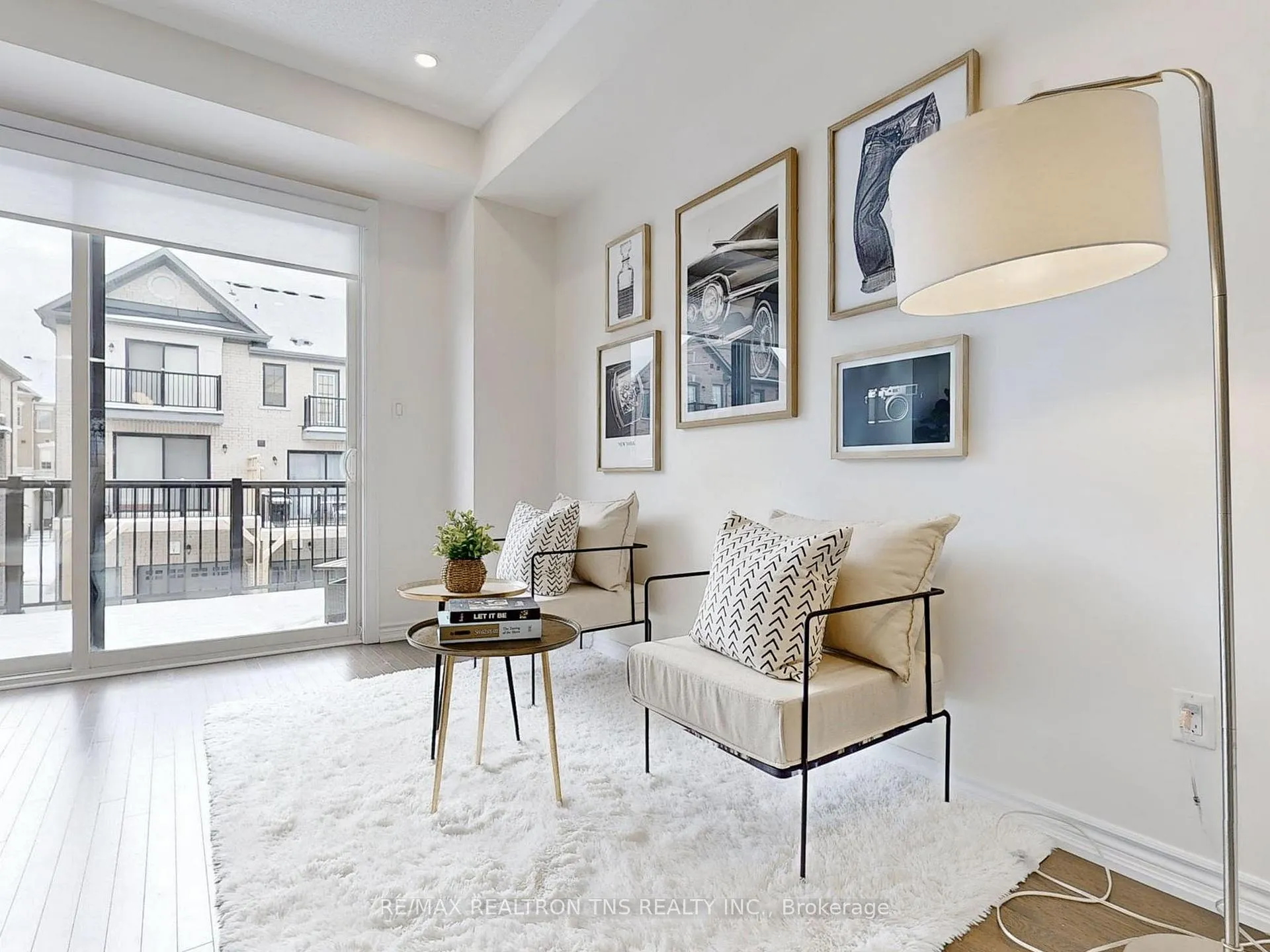 Photo 6 of 179 Rustle Woods Avenue, Markham, Cornell — HOMEH