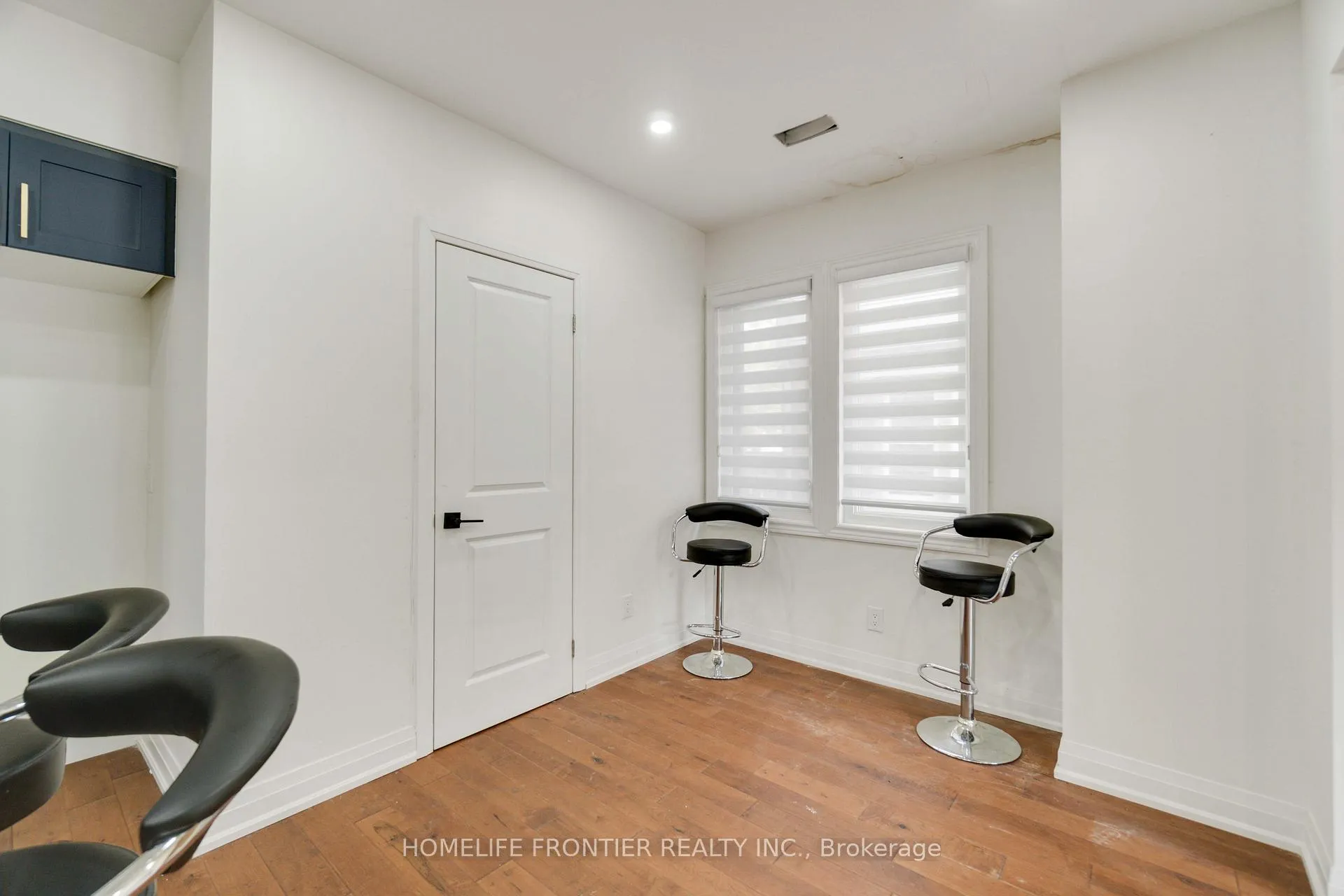Photo 21 of 126 Walter Street, Kitchener — HOMEH