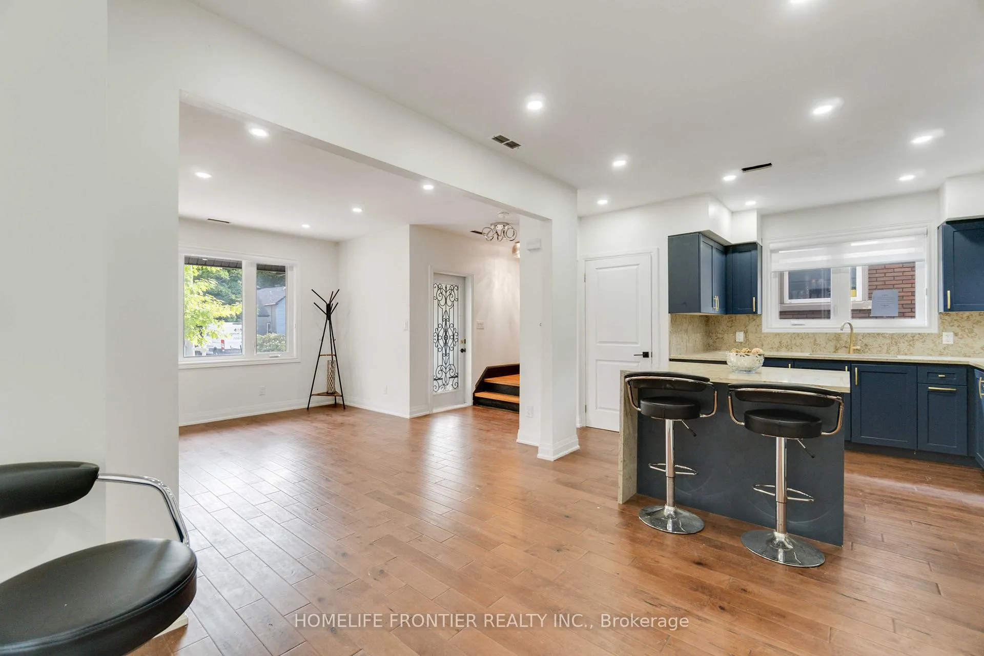 Photo 23 of 126 Walter Street, Kitchener — HOMEH