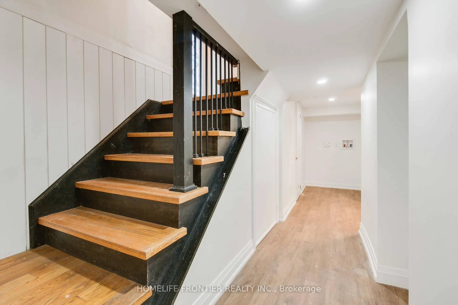 Photo 28 of 126 Walter Street, Kitchener — HOMEH