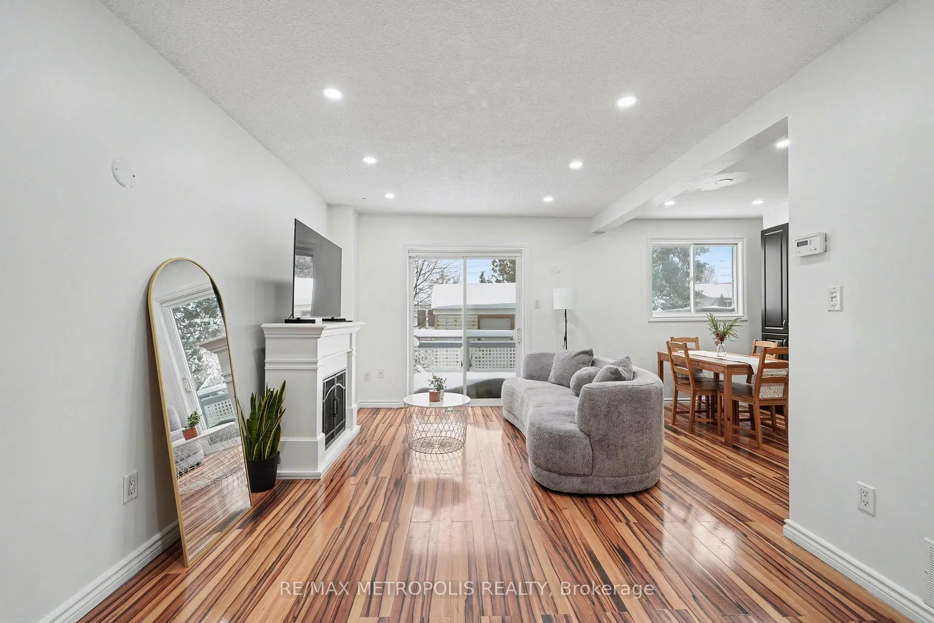 Photo 13 of 19 Robin Court, Barrie, Cundles East — HOMEH