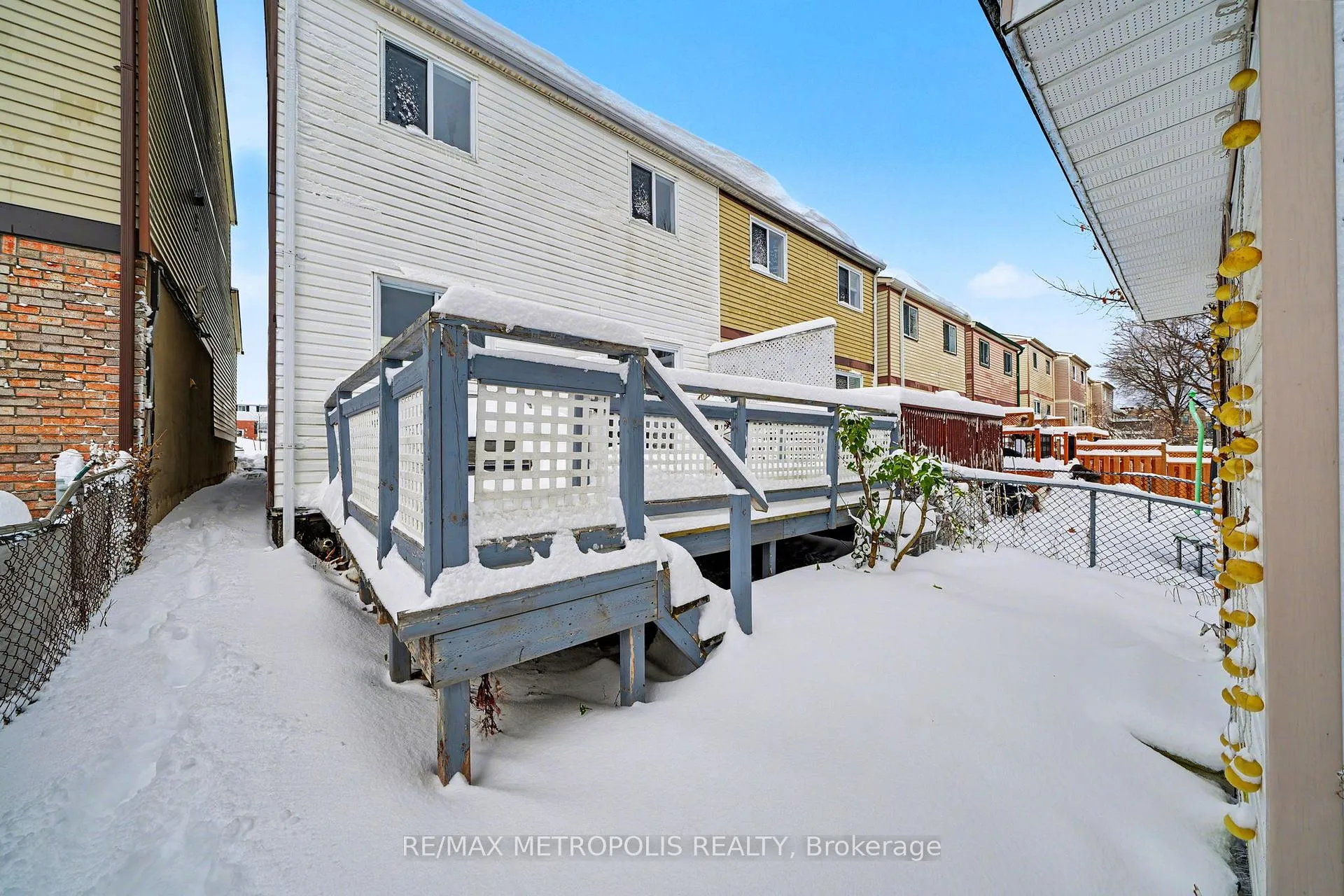 Photo 26 of 19 Robin Court, Barrie, Cundles East — HOMEH