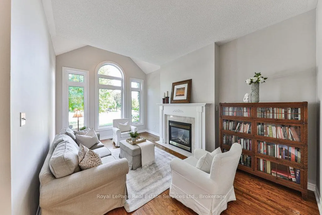 Photo 5 of 1688 Glenvista Drive, Oakville, Joshua Creek — HOMEH