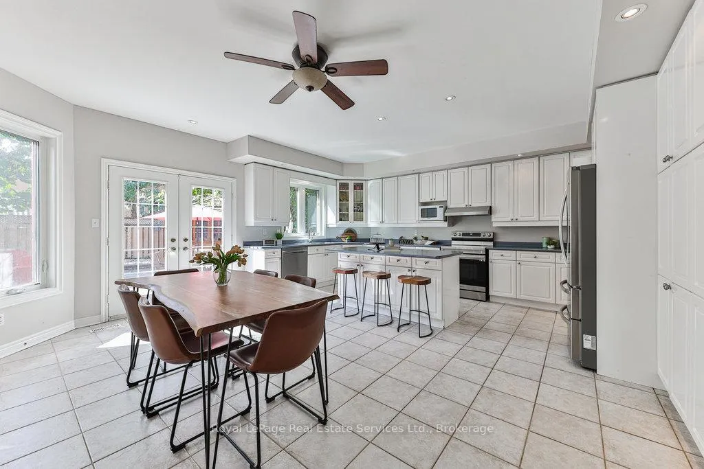 Photo 8 of 1688 Glenvista Drive, Oakville, Joshua Creek — HOMEH