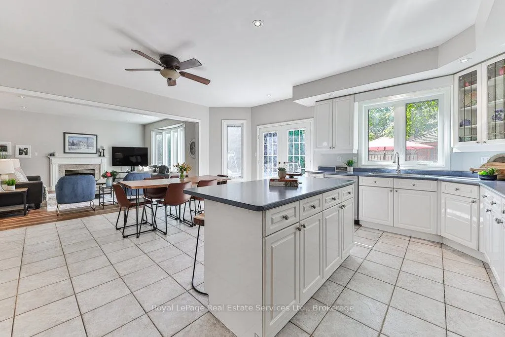 Photo 12 of 1688 Glenvista Drive, Oakville, Joshua Creek — HOMEH