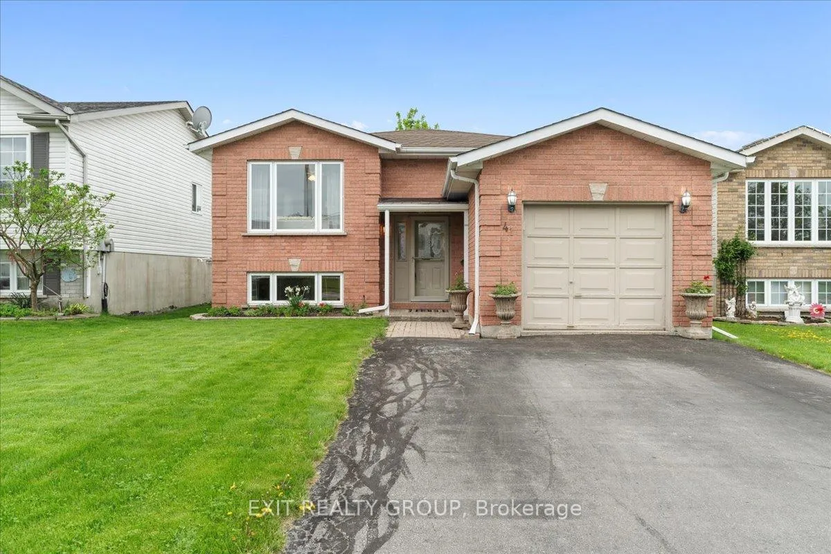 Photo 1 of 41 Faraday Gardens, Belleville, Belleville Ward — HOMEH