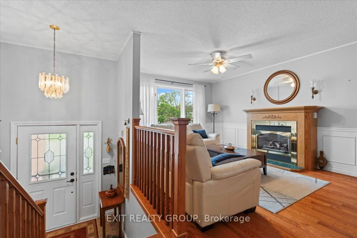 Photo 4 of 41 Faraday Gardens, Belleville, Belleville Ward — HOMEH