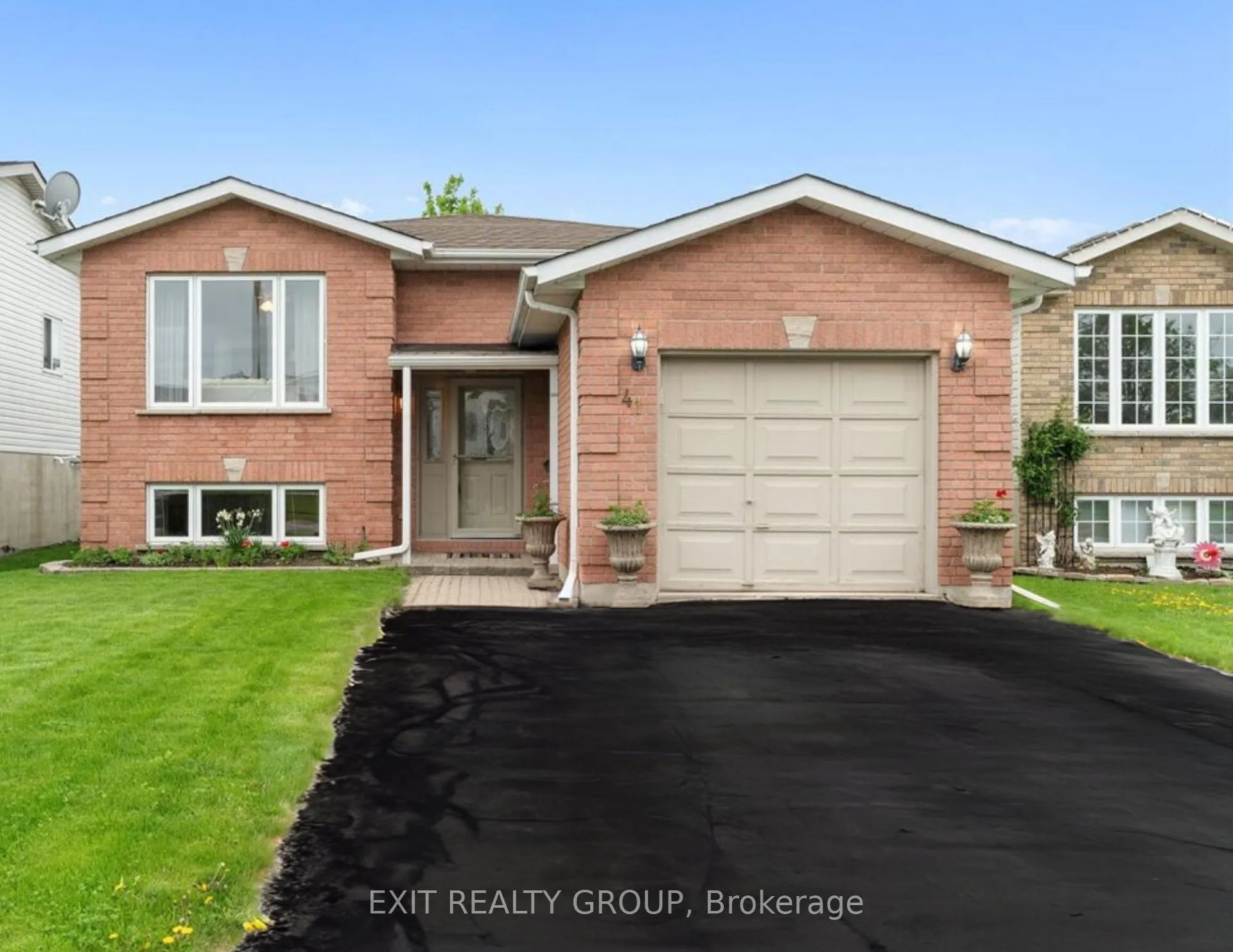 Photo 36 of 41 Faraday Gardens, Belleville, Belleville Ward — HOMEH