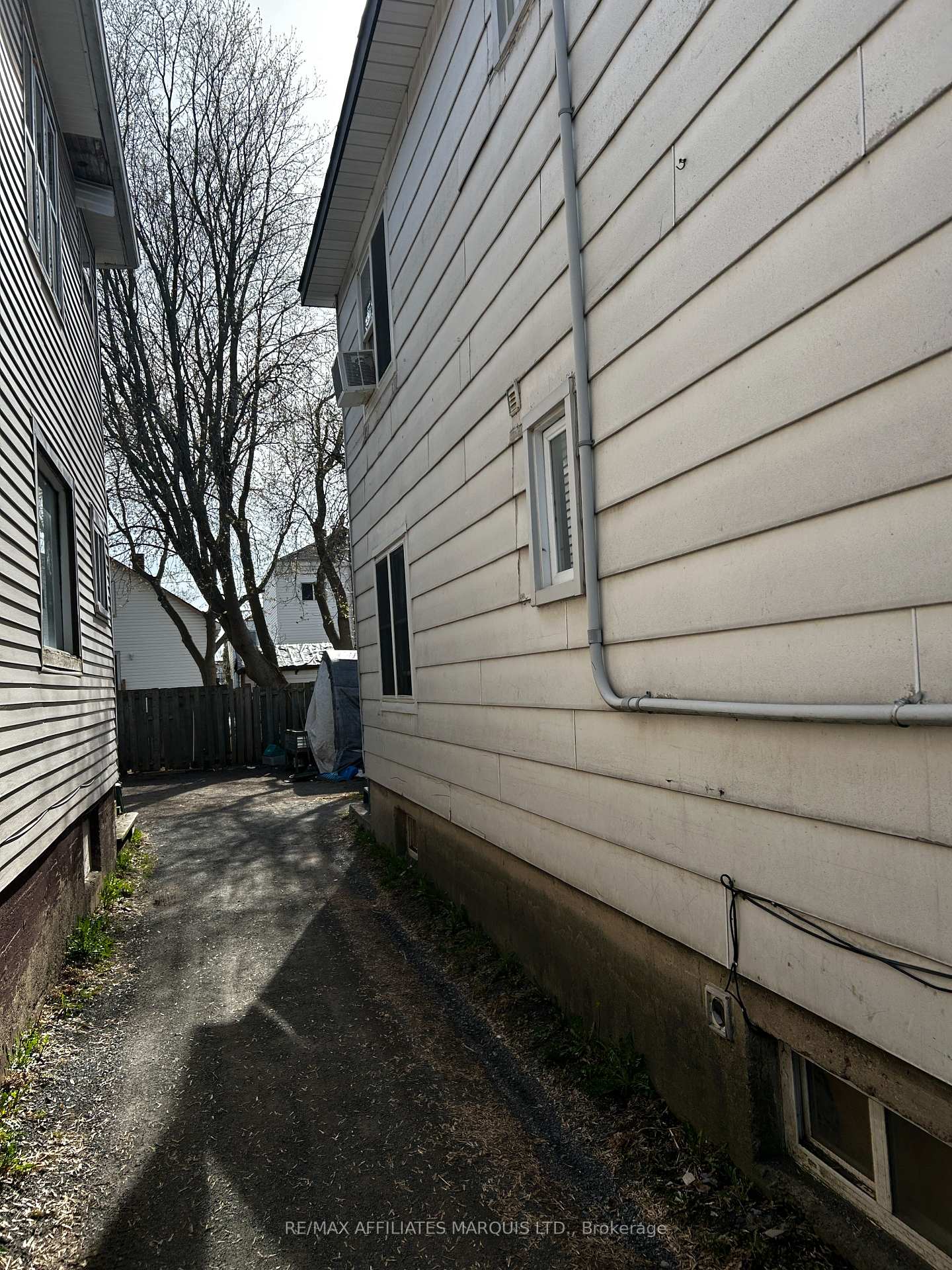 Photo 2 of 330 Belmont Street, Cornwall — HOMEH