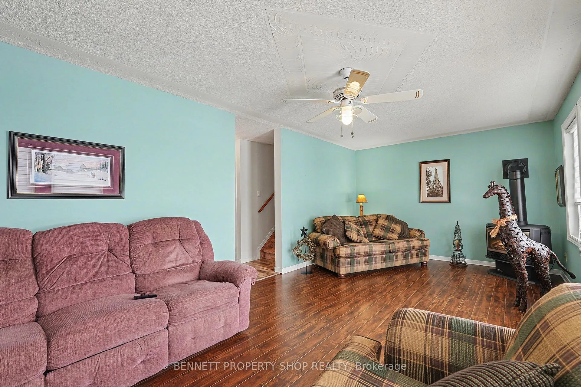 Photo 6 of 1312 Scheel Drive, McNab/Braeside, Mcnab/Braeside Twps — HOMEH
