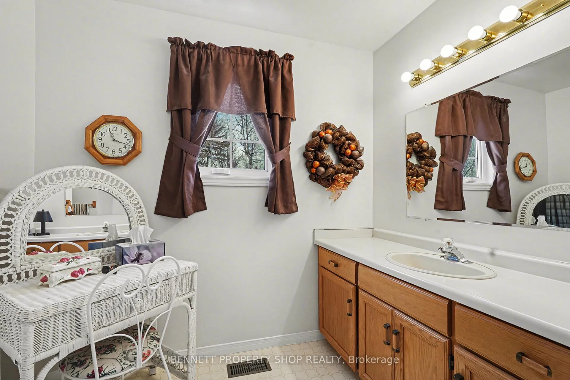 Photo 19 of 1312 Scheel Drive, McNab/Braeside, Mcnab/Braeside Twps — HOMEH