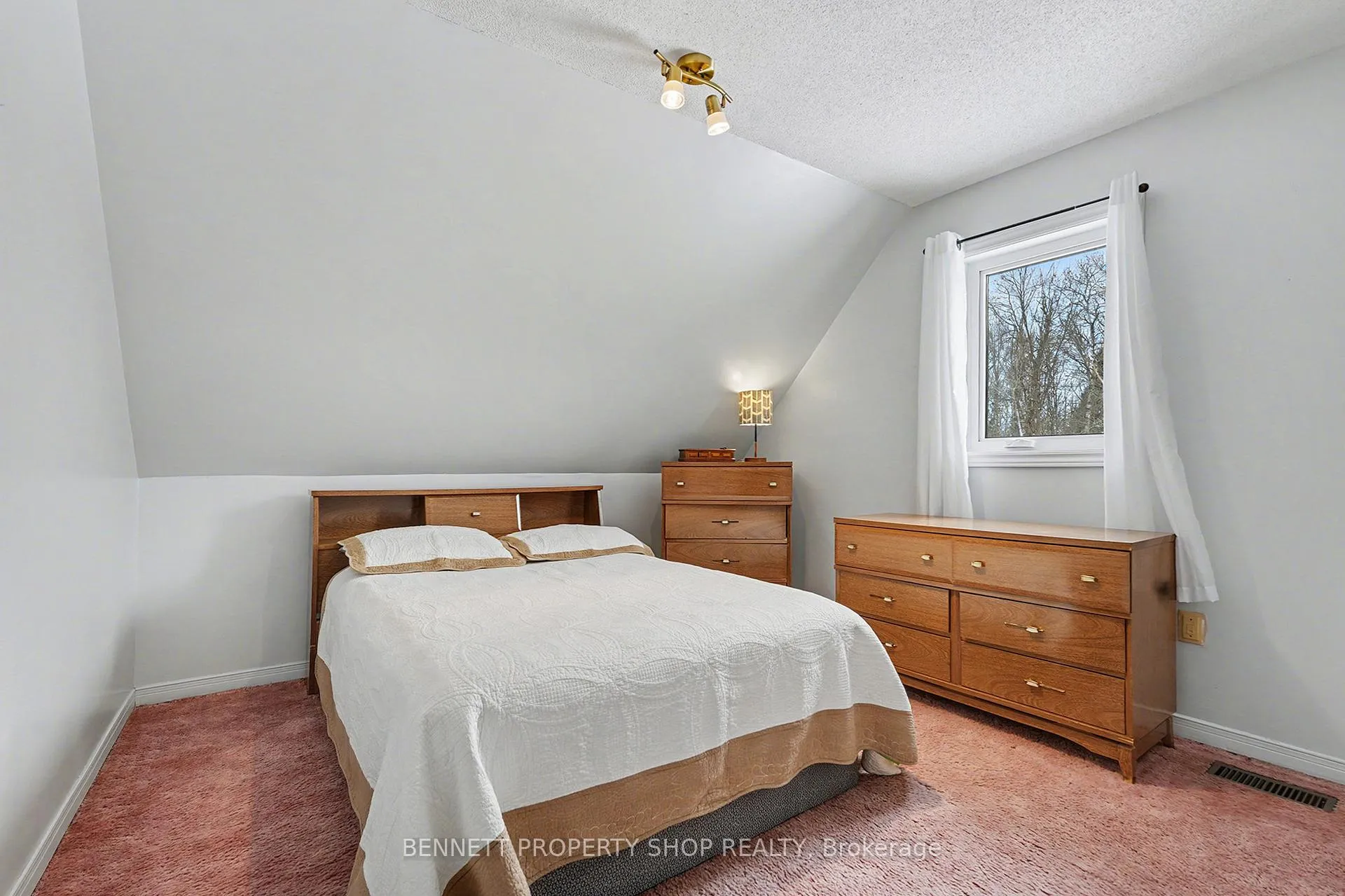 Photo 22 of 1312 Scheel Drive, McNab/Braeside, Mcnab/Braeside Twps — HOMEH