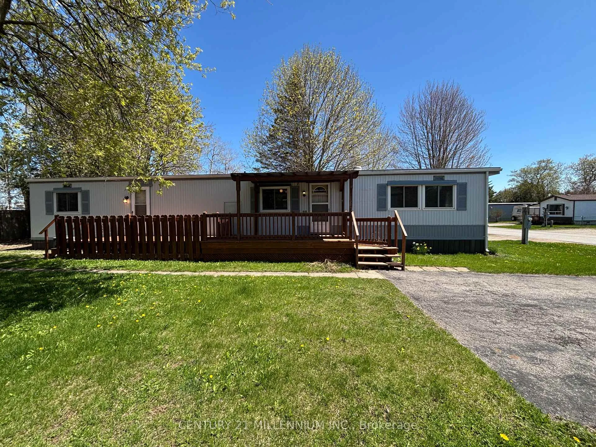 Photo 1 of 14 Heather Avenue, Erin, Hillsburgh — HOMEH