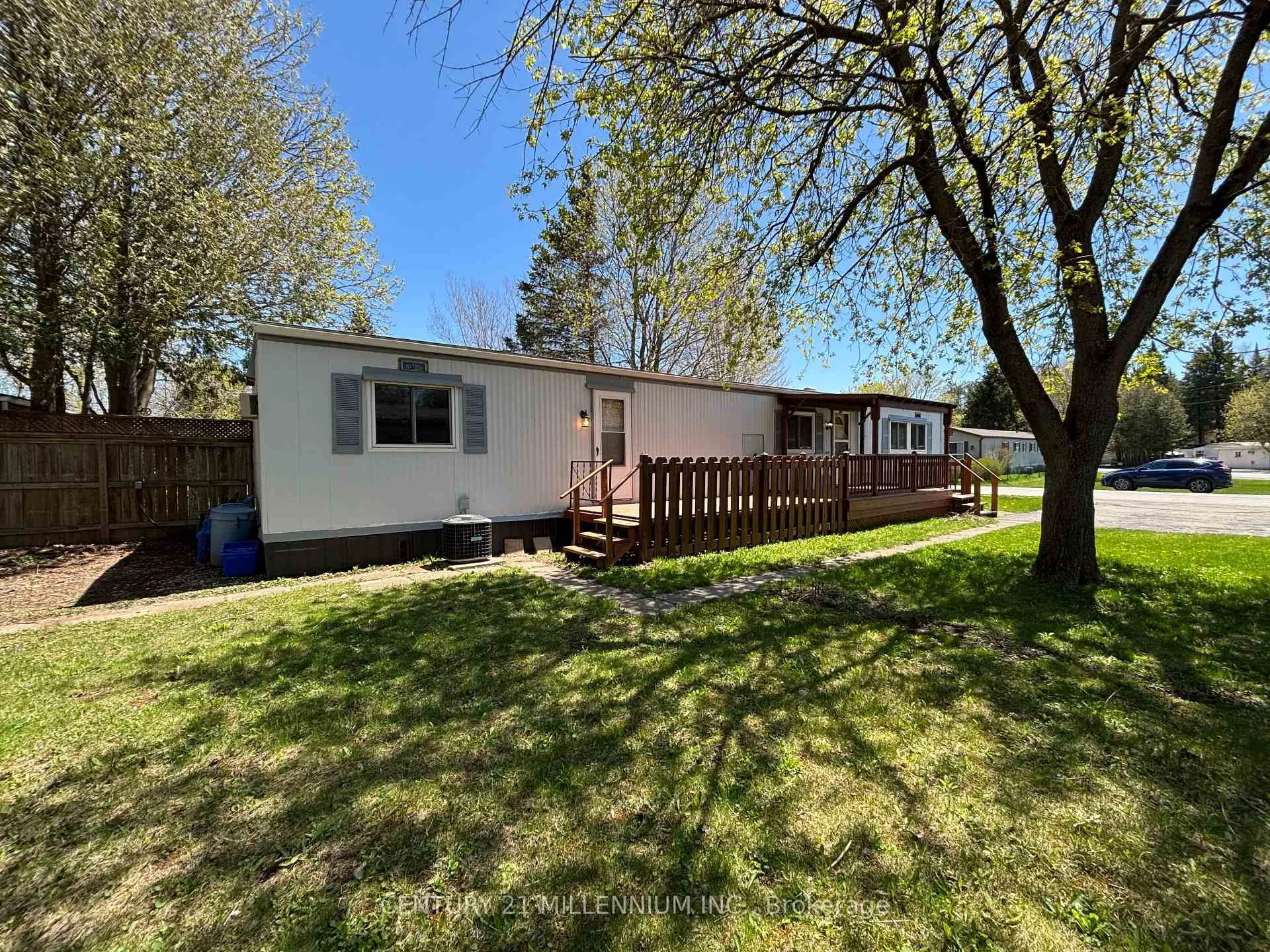 Photo 3 of 14 Heather Avenue, Erin, Hillsburgh — HOMEH