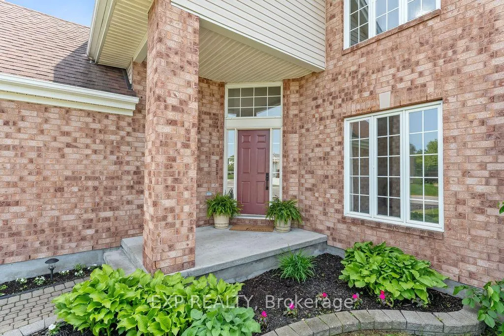 Photo 2 of 2 Bonnechere Drive, Ottawa, Kanata - Bridlewood — HOMEH
