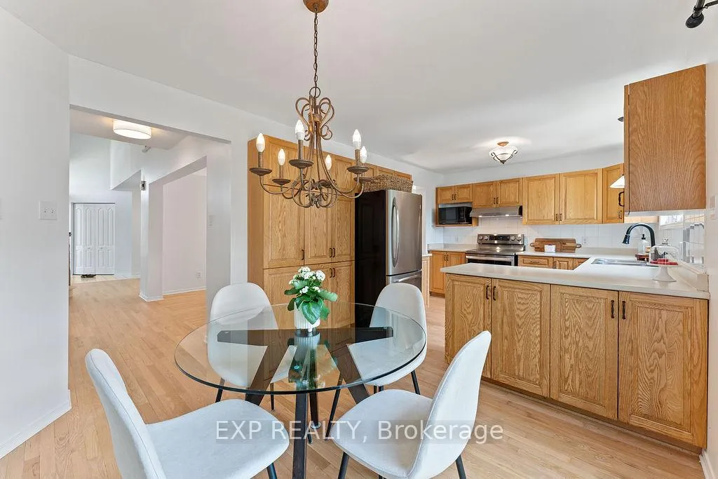 Photo 12 of 2 Bonnechere Drive, Ottawa, Kanata - Bridlewood — HOMEH