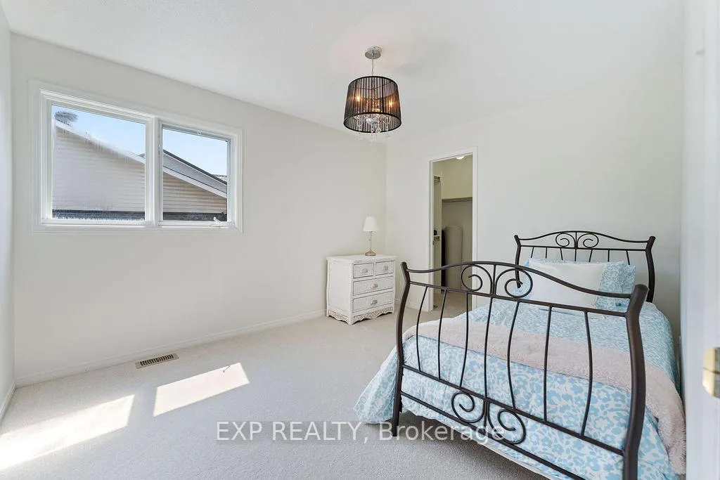 Photo 21 of 2 Bonnechere Drive, Ottawa, Kanata - Bridlewood — HOMEH