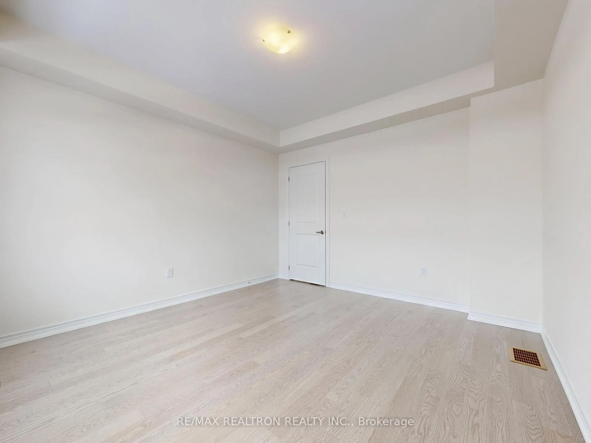 Photo 26 of 153 Berczy Green Drive, Markham, Rural Markham — HOMEH