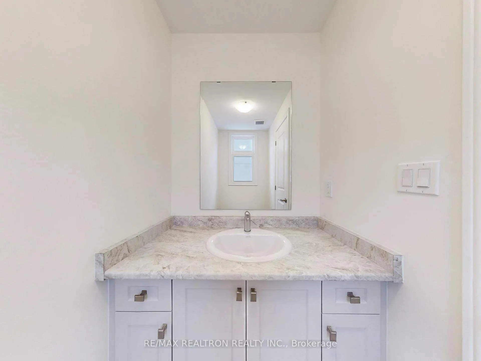 Photo 27 of 153 Berczy Green Drive, Markham, Rural Markham — HOMEH