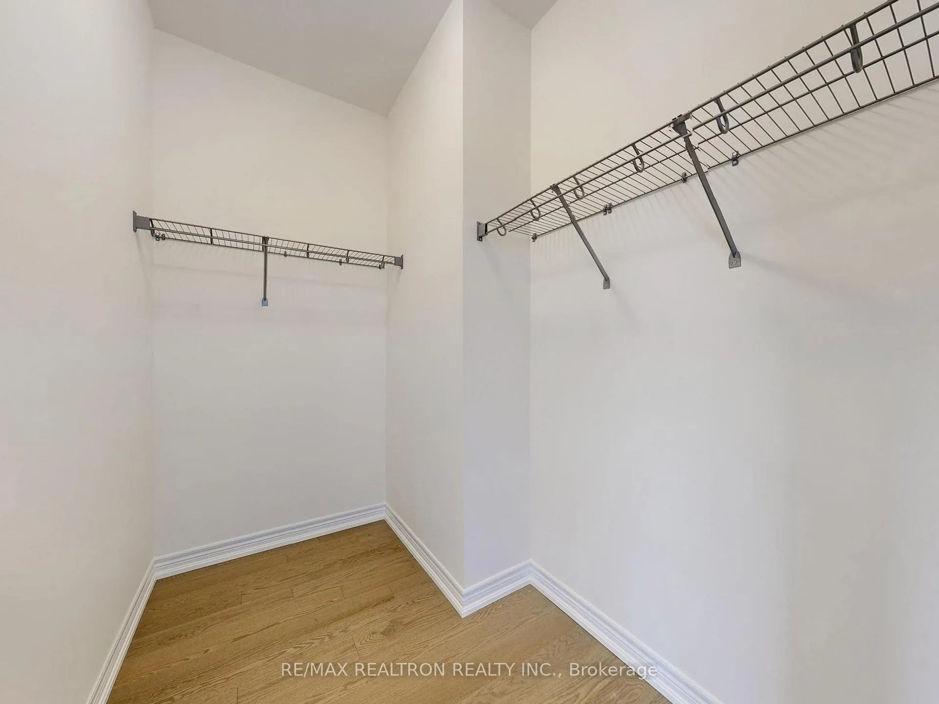 Photo 33 of 153 Berczy Green Drive, Markham, Rural Markham — HOMEH
