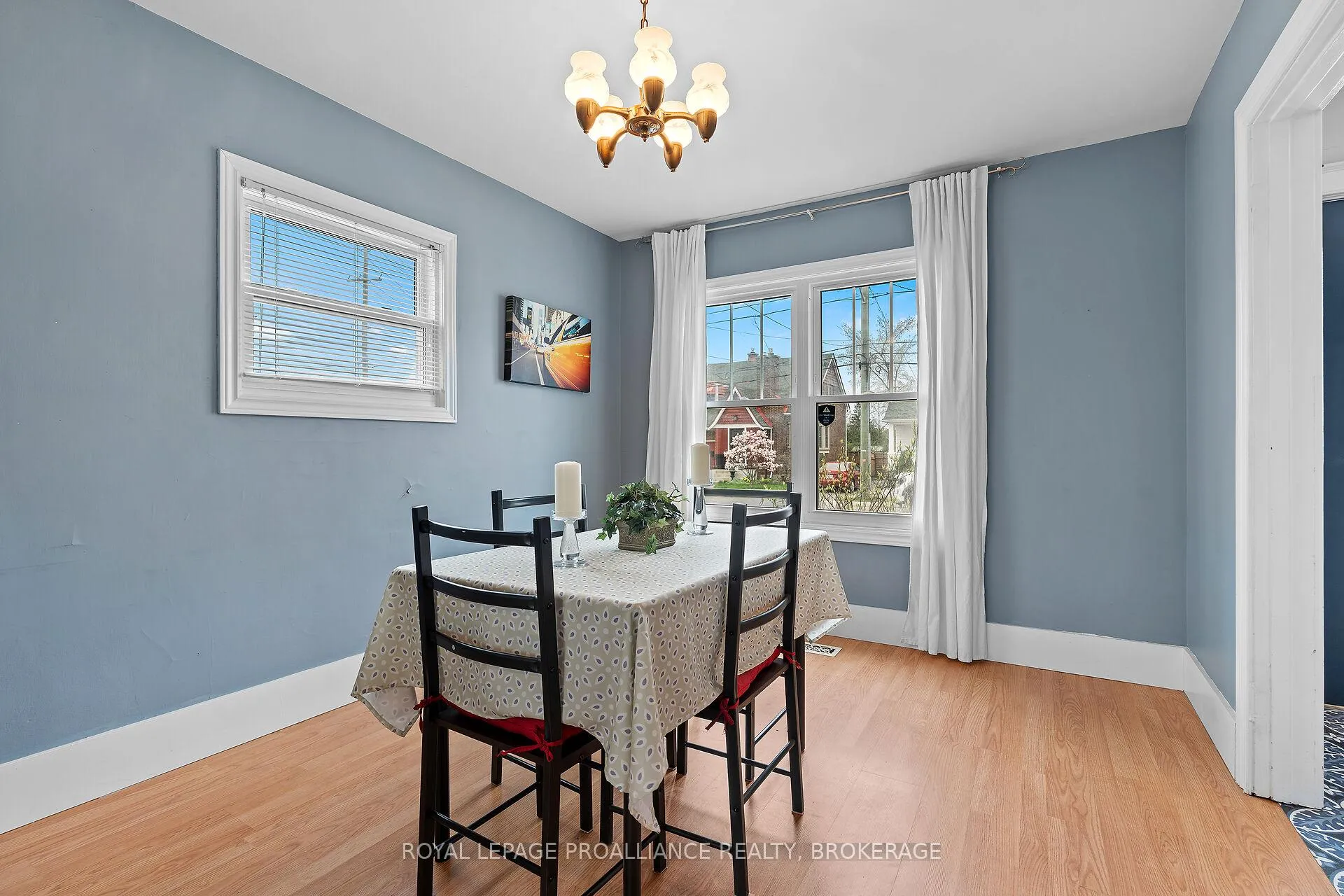 Photo 12 of 20 Drayton Avenue, Kingston, East of Sir John A. Blvd — HOMEH