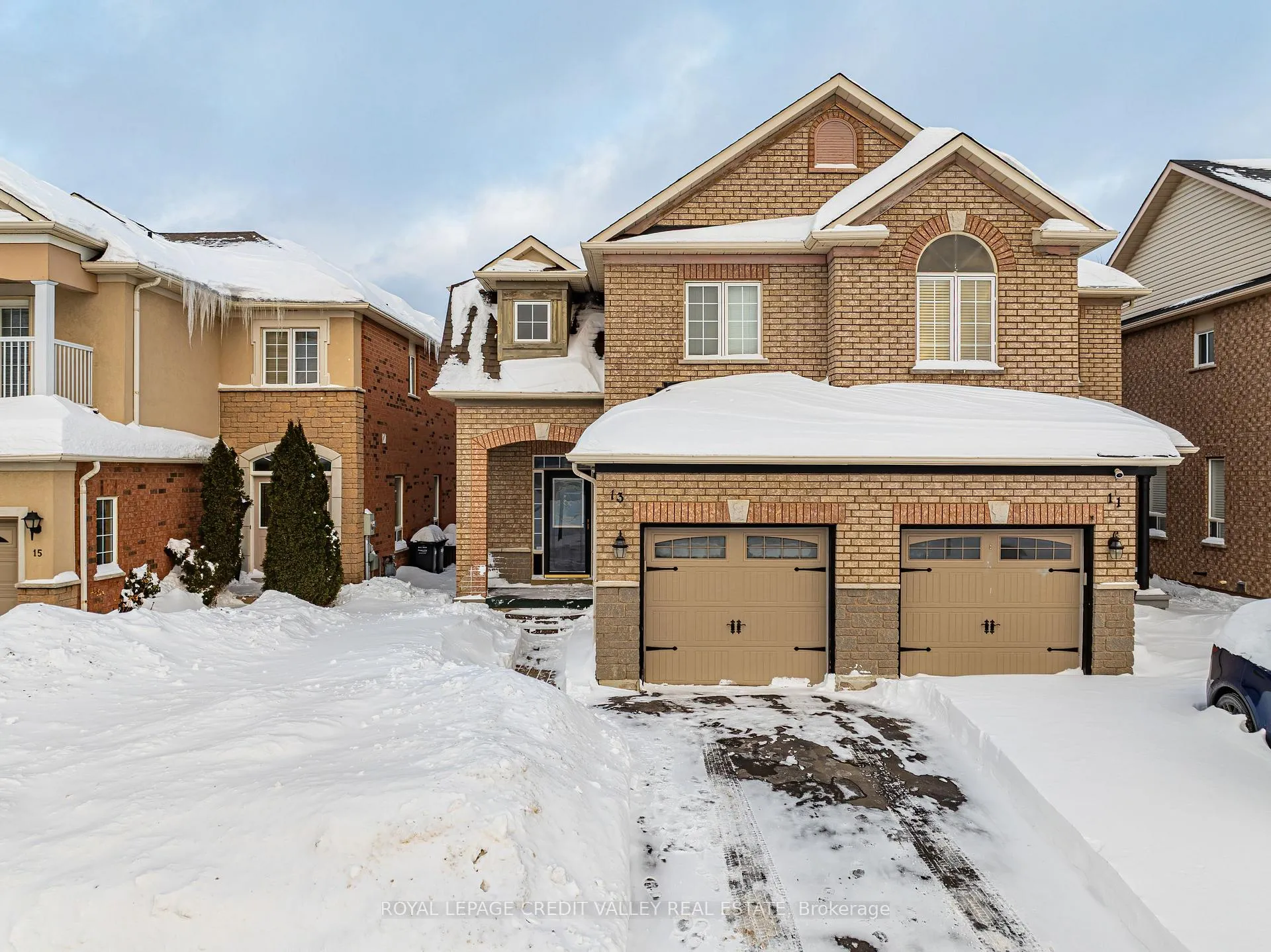 Photo 2 of 13 Brookstone Court, Caledon, Rural Caledon — HOMEH