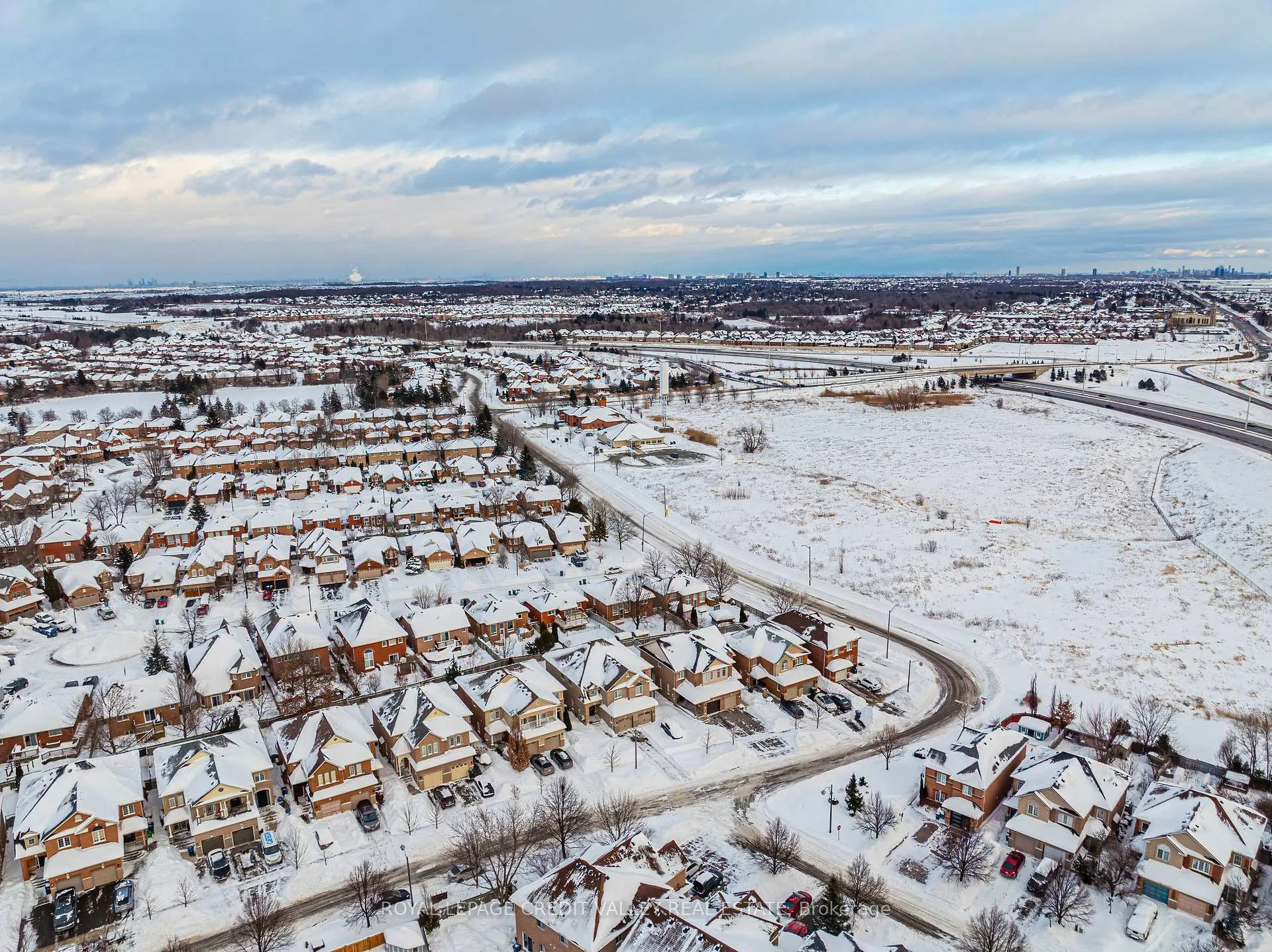 Photo 38 of 13 Brookstone Court, Caledon, Rural Caledon — HOMEH