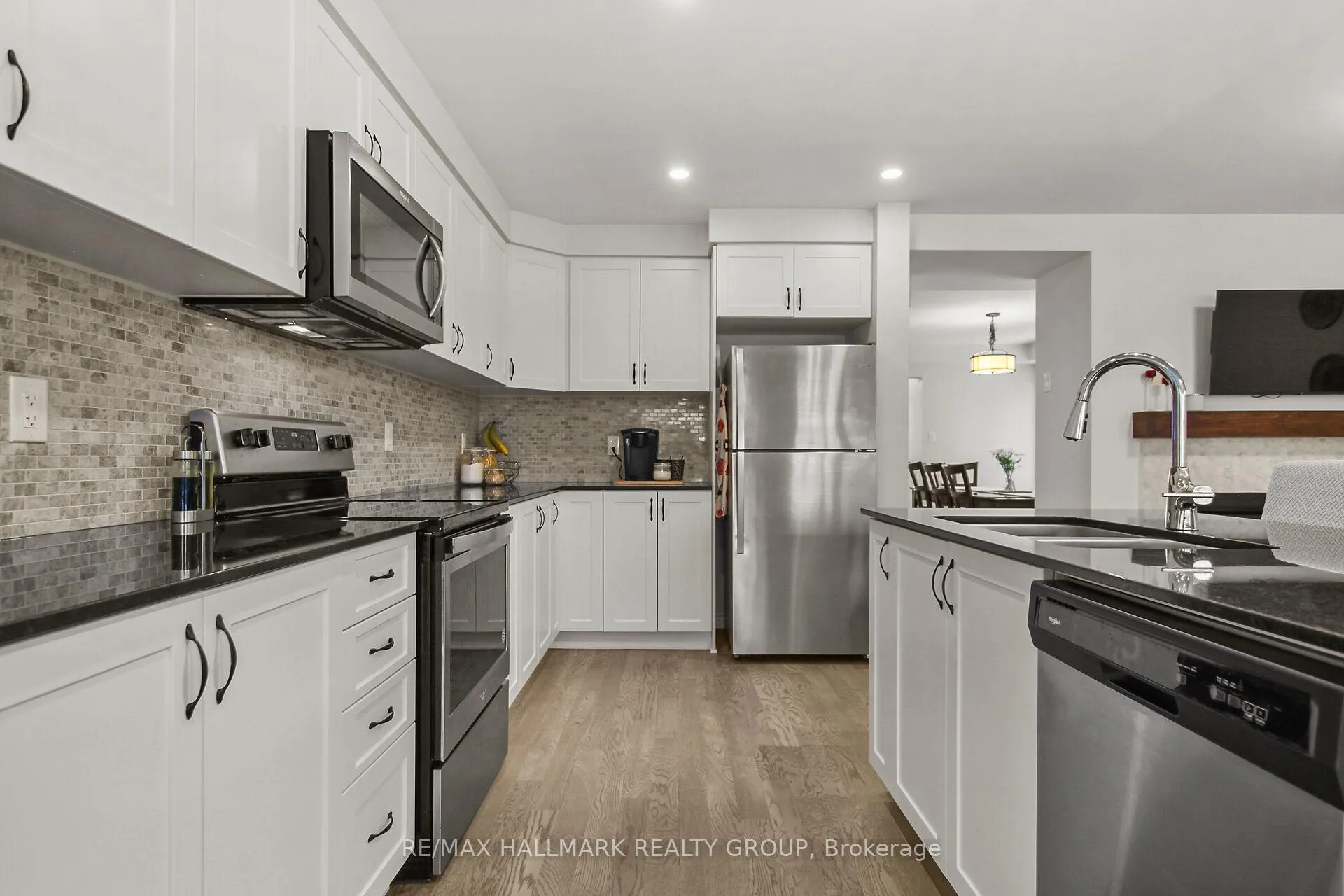 Photo 6 of 501 Parade Drive, Ottawa, Stittsville (South) — HOMEH