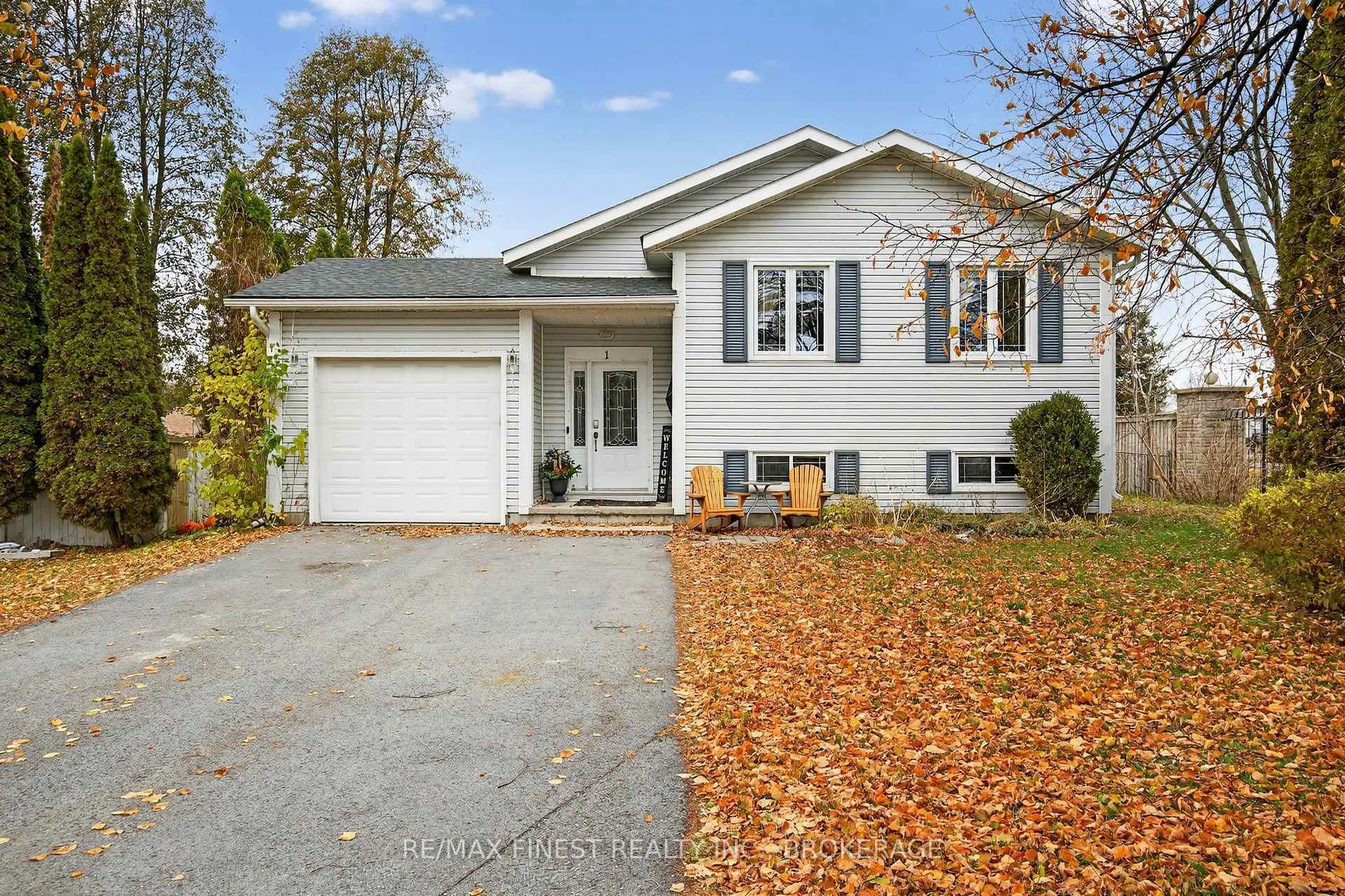 Photo 2 of 1 Heritage Drive, Loyalist, Bath — HOMEH