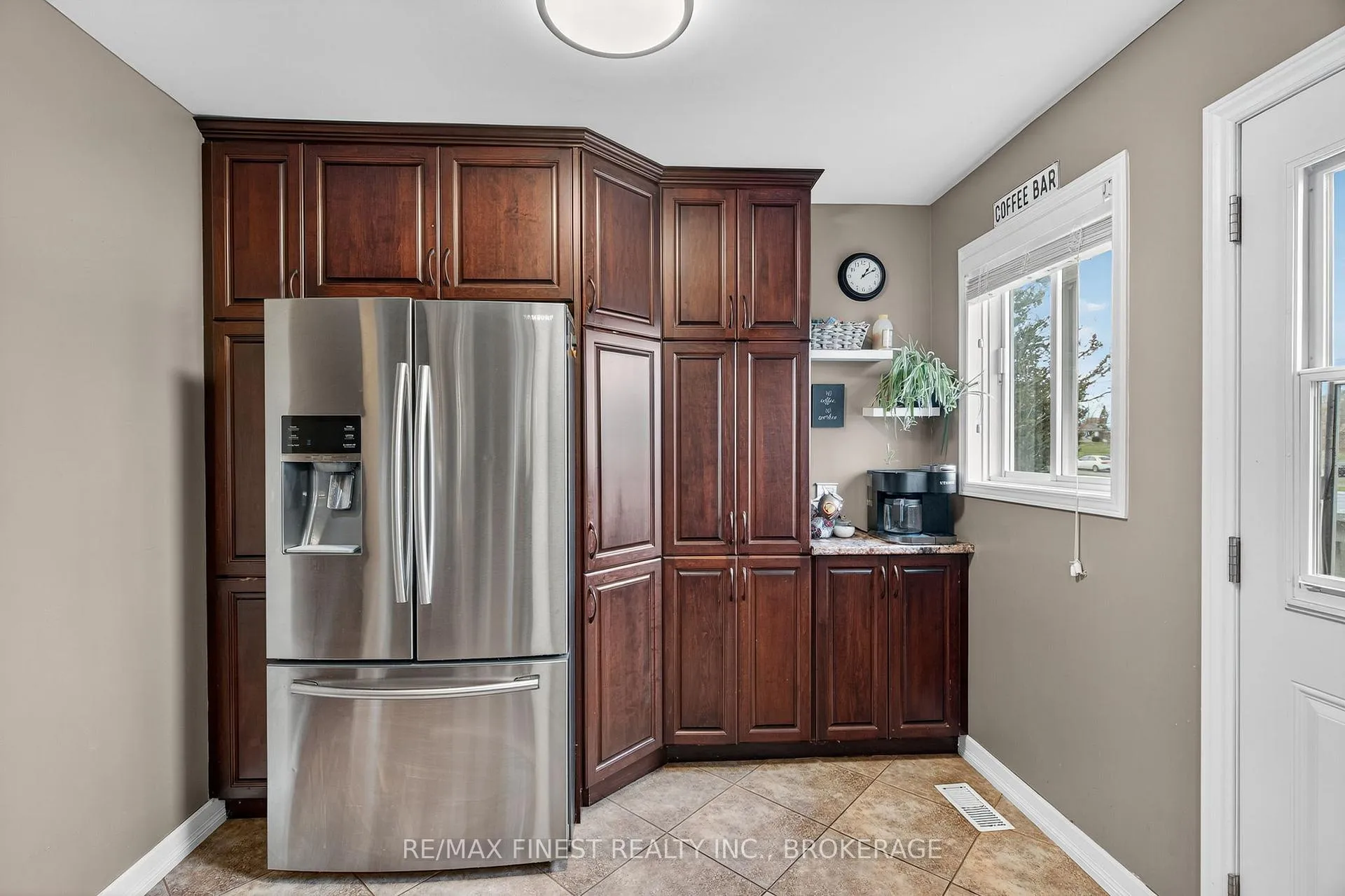 Photo 9 of 1 Heritage Drive, Loyalist, Bath — HOMEH