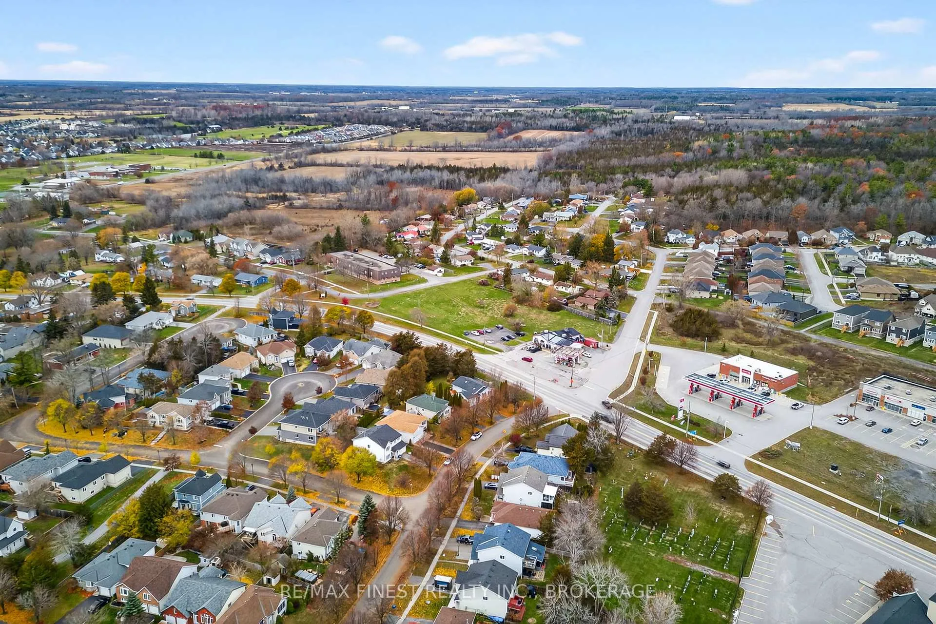 Photo 36 of 1 Heritage Drive, Loyalist, Bath — HOMEH