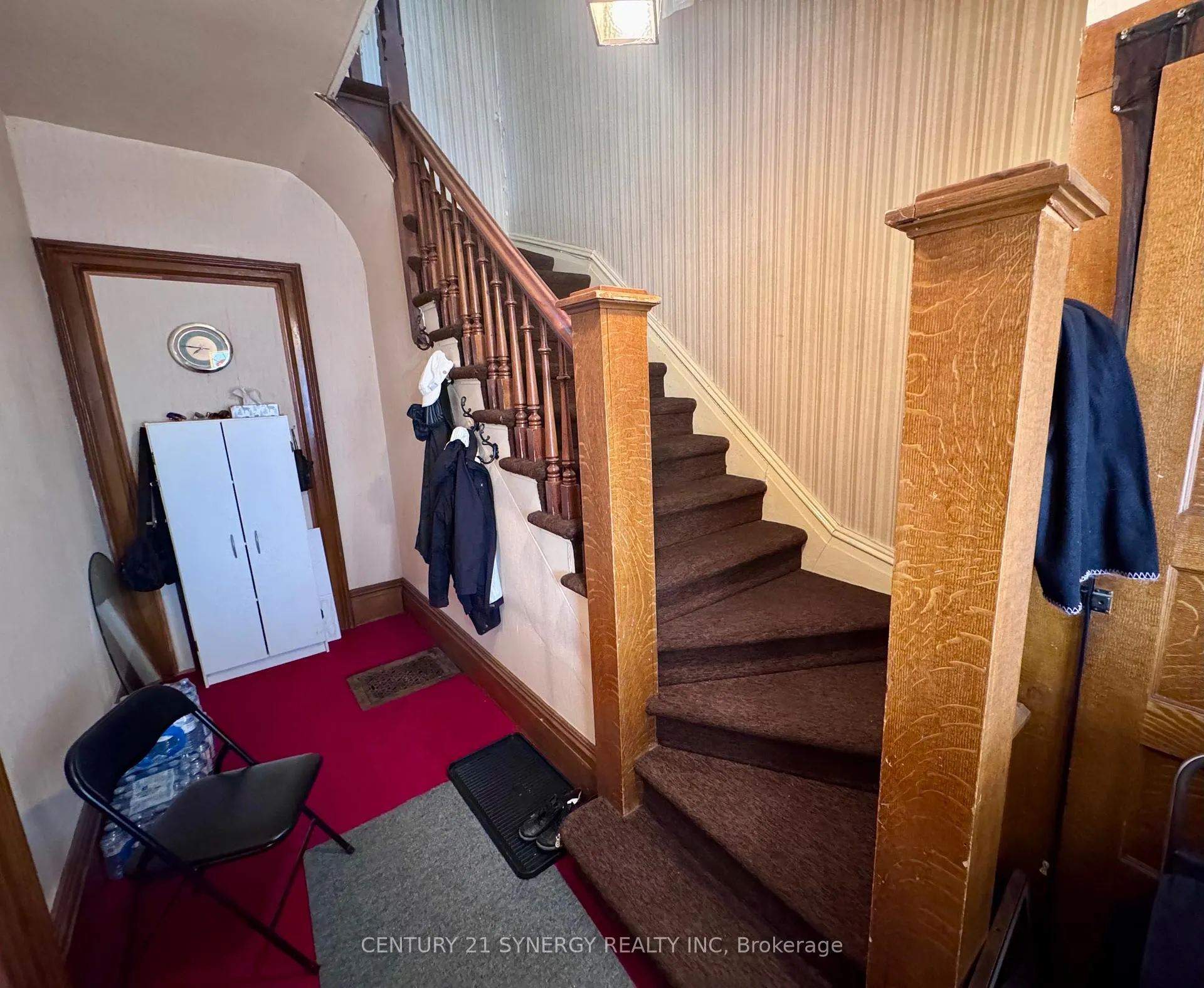 Photo 11 of 86 Brockville Street, Smiths Falls — HOMEH