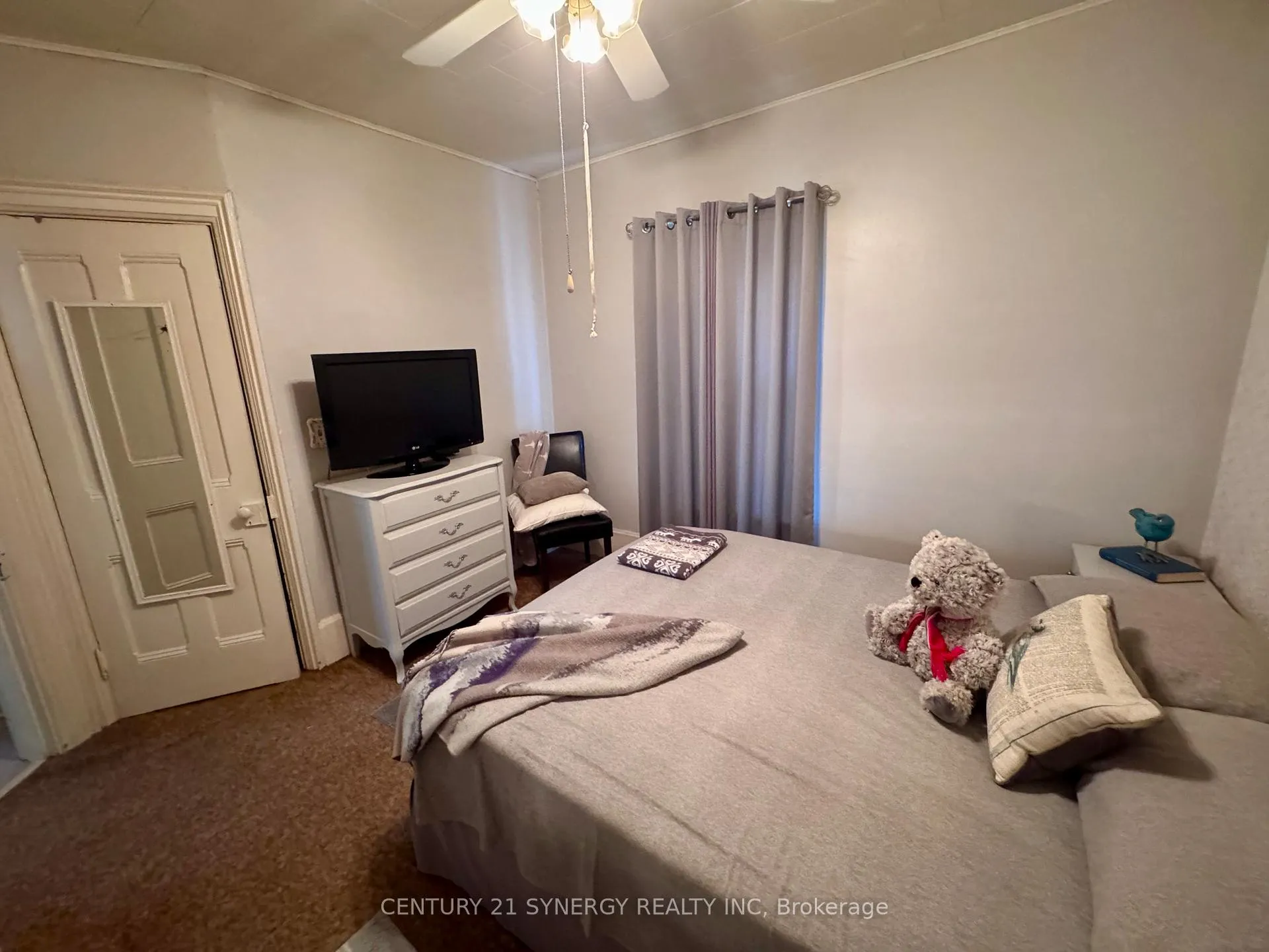 Photo 21 of 86 Brockville Street, Smiths Falls — HOMEH