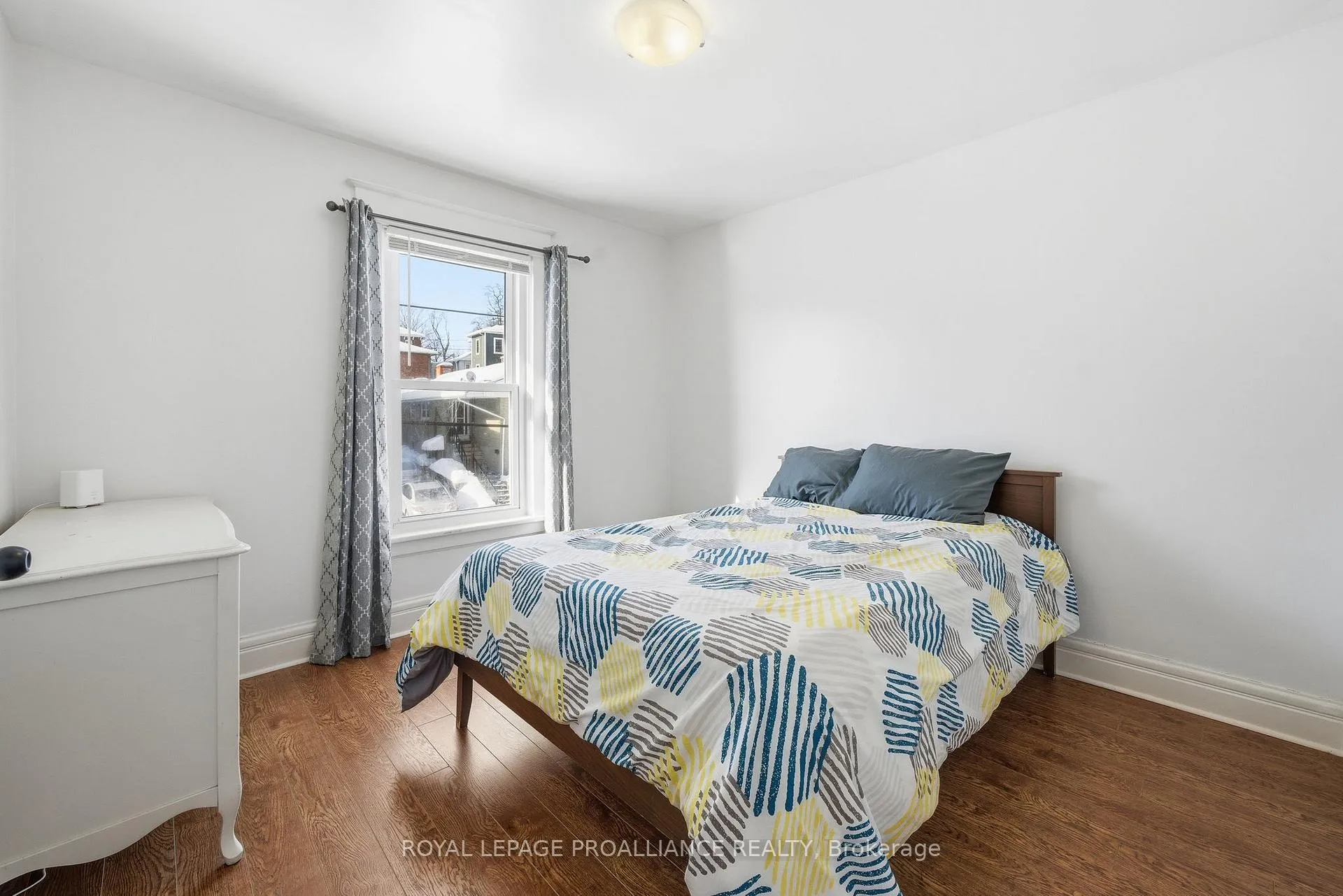 Photo 27 of 11 Cedar Street, Belleville, Belleville Ward — HOMEH